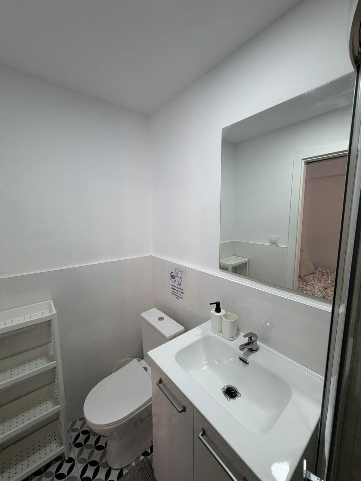 Single room Catarroja, 1 bed, 12m² — photo 10