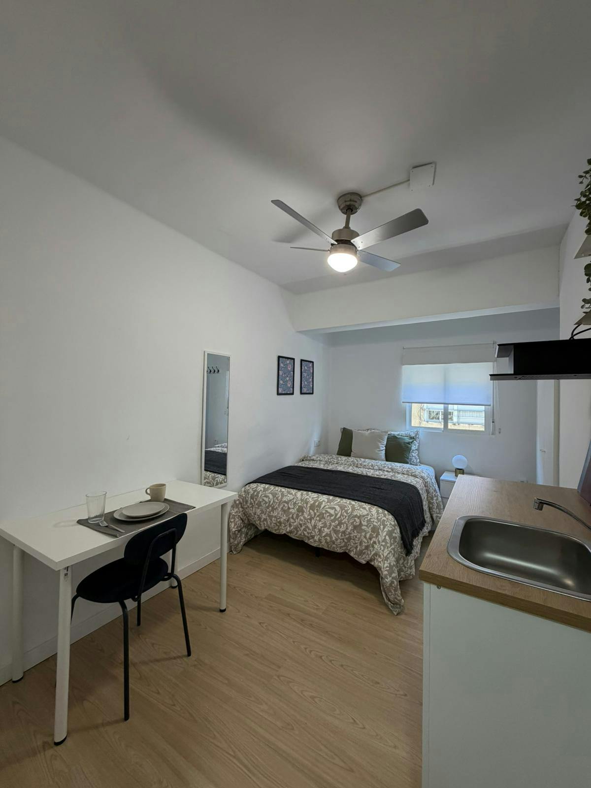 Single room Catarroja, 1 bed, 10m² — photo 2