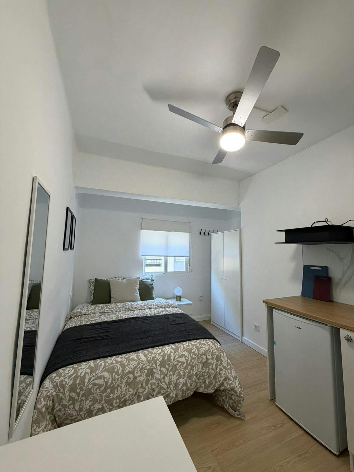 Single room Catarroja, 1 bed, 10m² — photo 3
