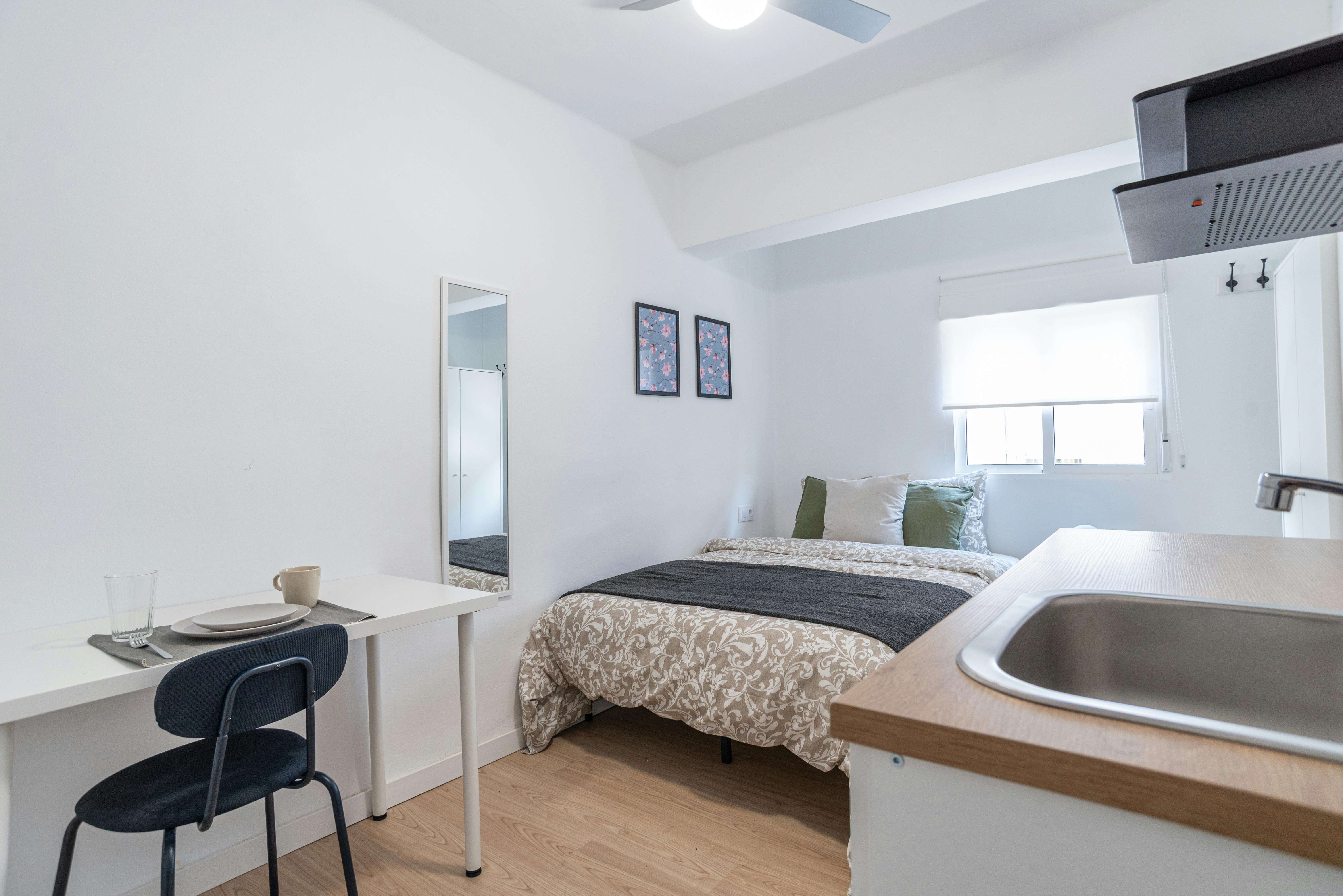 Single room Catarroja, 1 bed, 10m² — photo 25