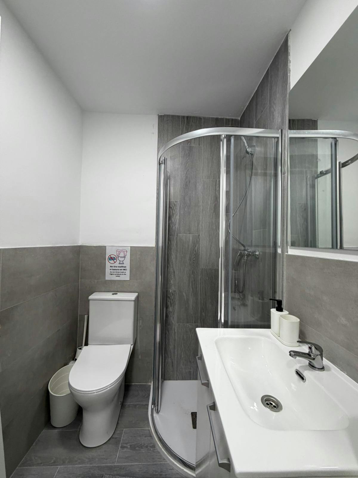 Single room Catarroja, 1 bed, 10m² — photo 7