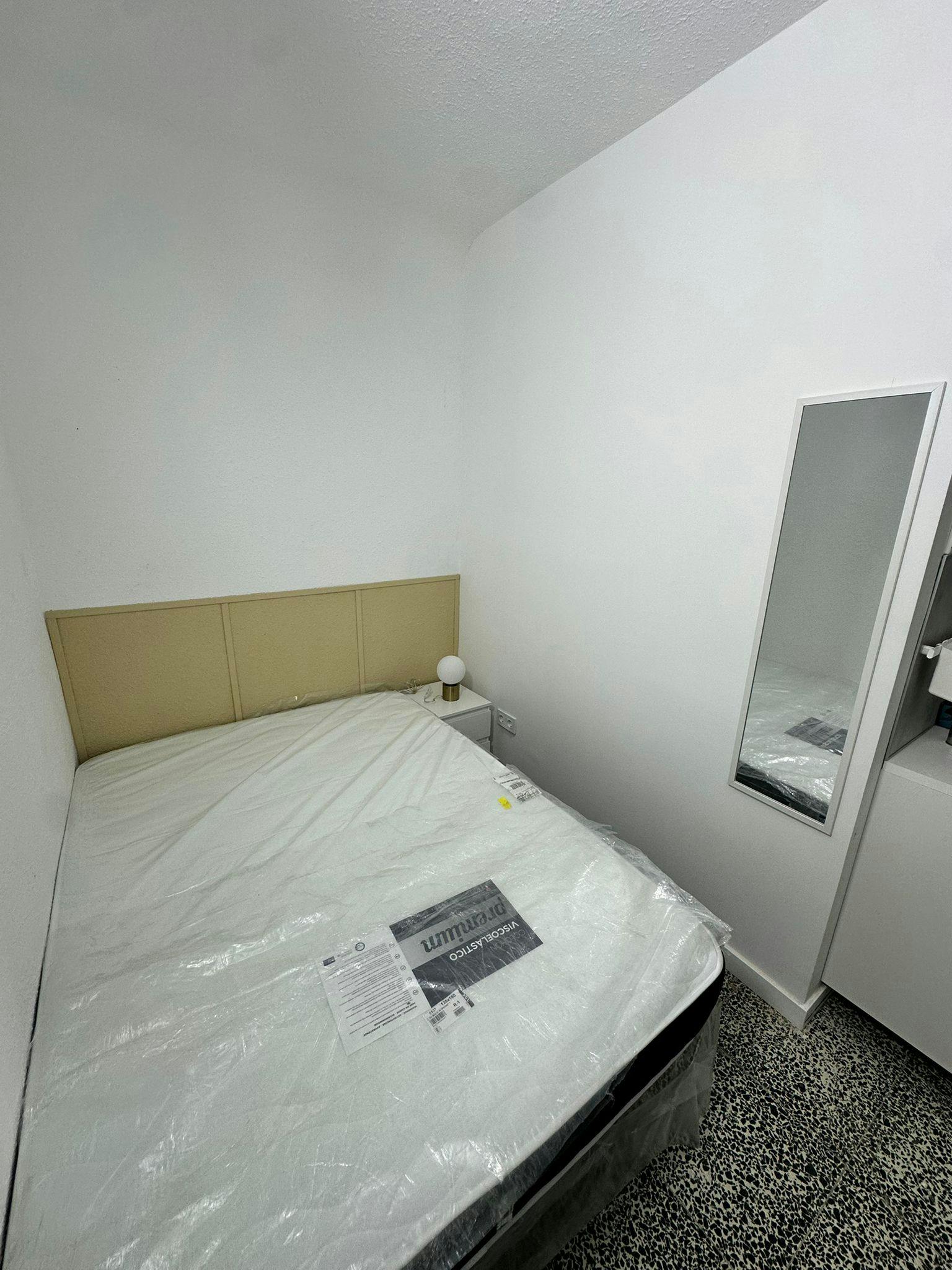 Single room Alicante (Alacant), 1 bed, 11m² — photo 2
