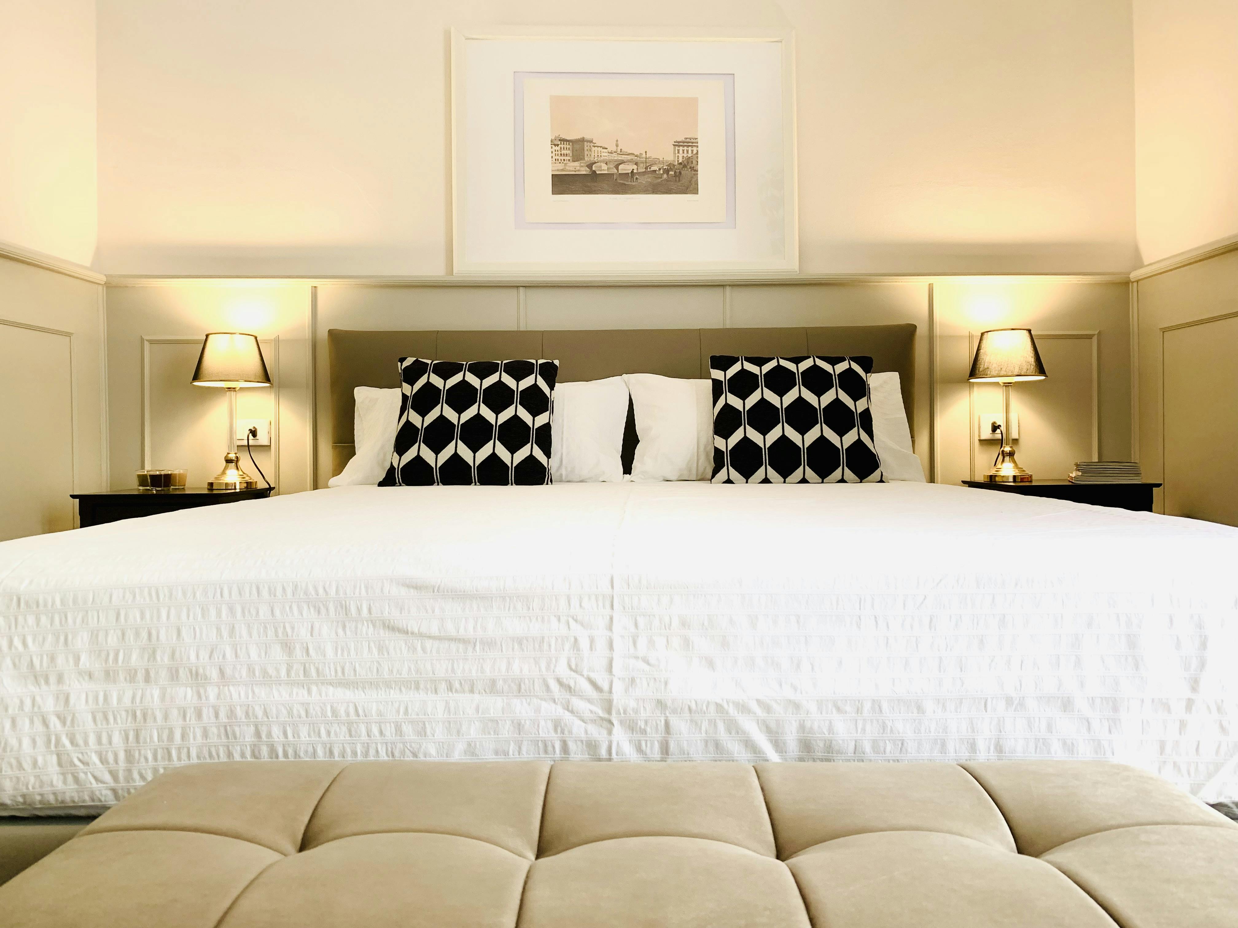 Apartment for rent for €1,600 per month in Florence, Via Ricasoli