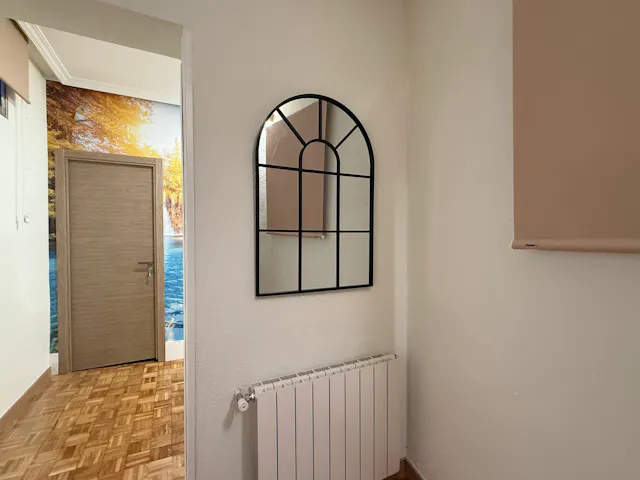 3-Bedroom Apartment in Cuesta de Santo Domingo, Madrid (1683637) room image 1