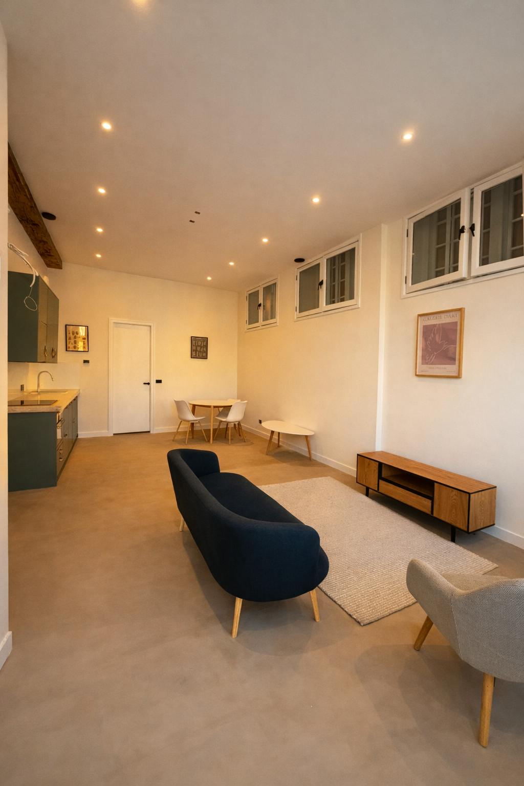 Apartment for rent for €2,250 per month in Delft, Noordeinde