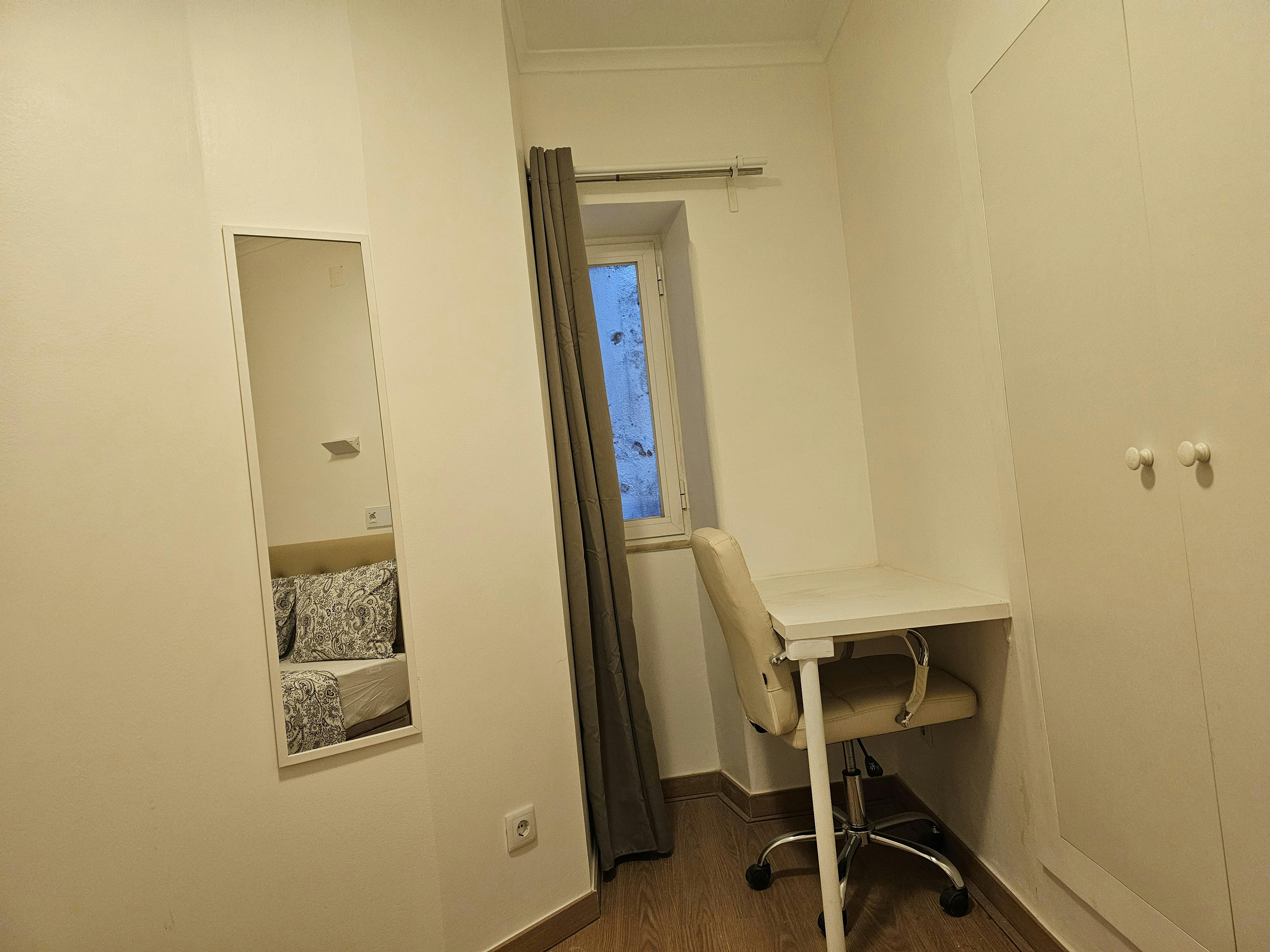 Single room Lisbon, 1 bed, 24m² — photo 17