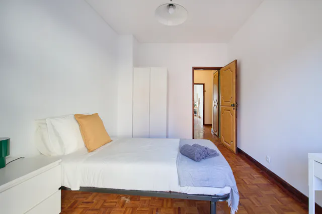 Private room in Campo Grande, Lisbon (1683803) room image 2