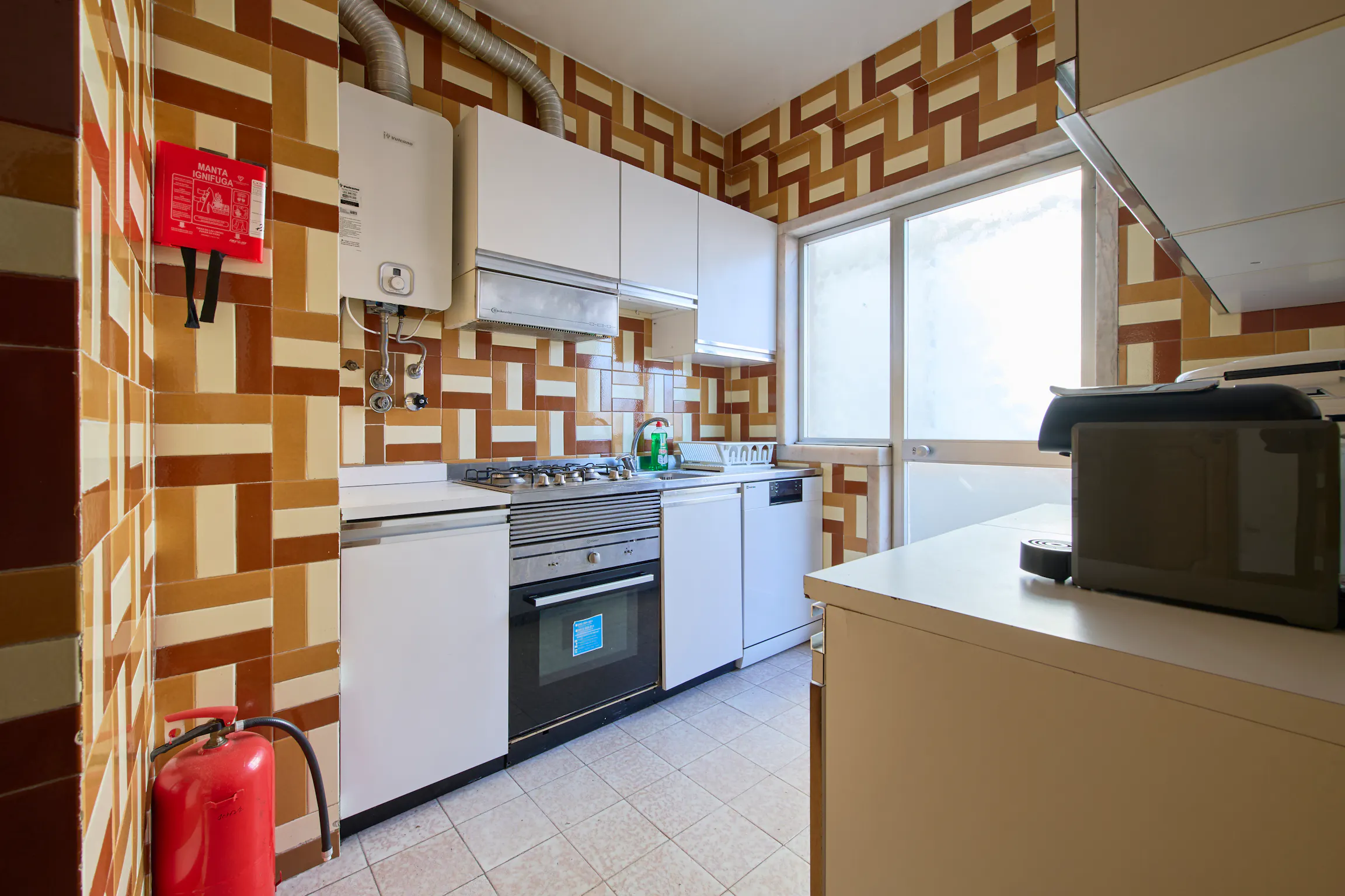 Private room in Campo Grande, Lisbon (1683803) COMMON_AREA 2