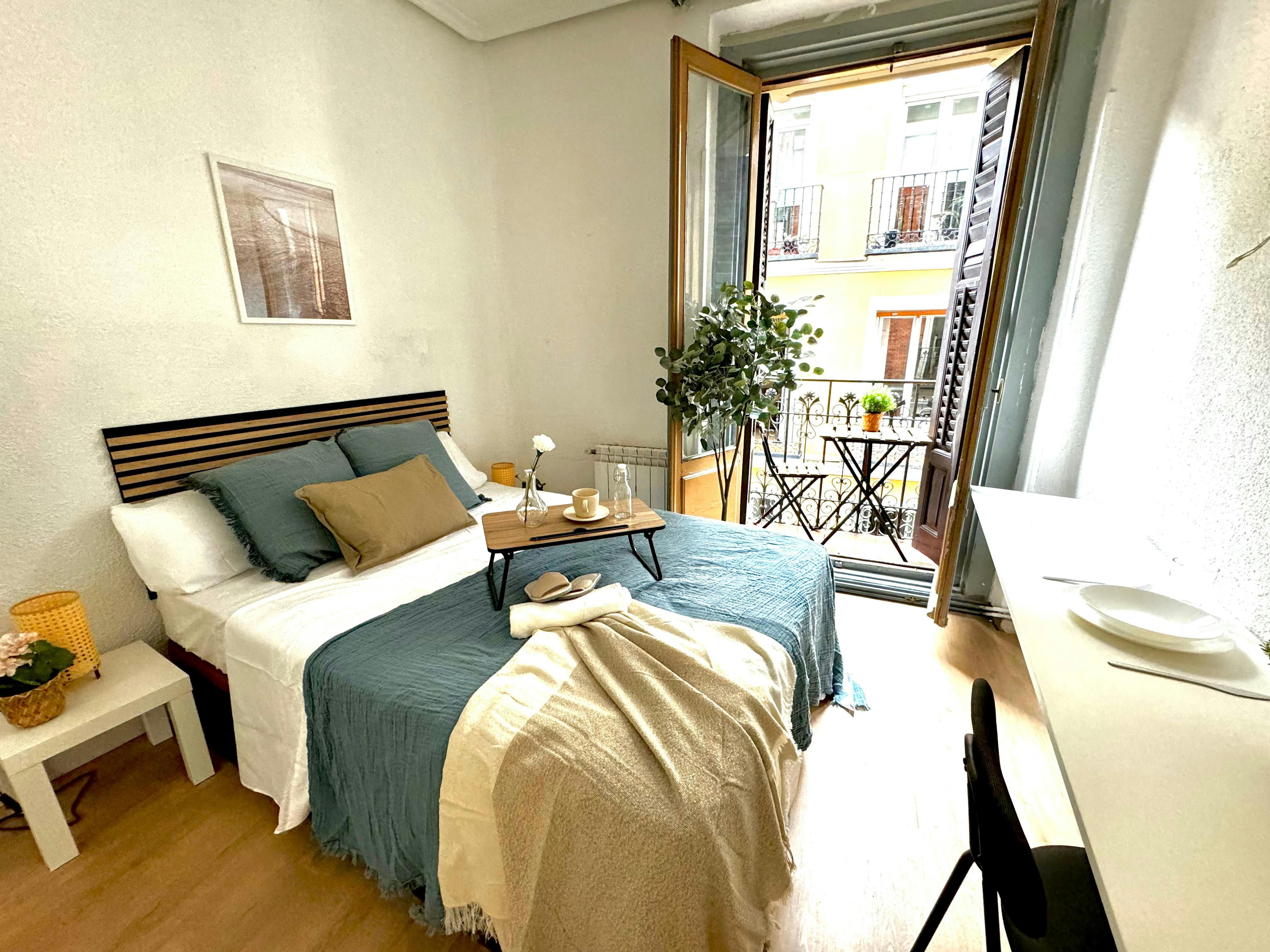 Calle de Jesús, Madrid preview