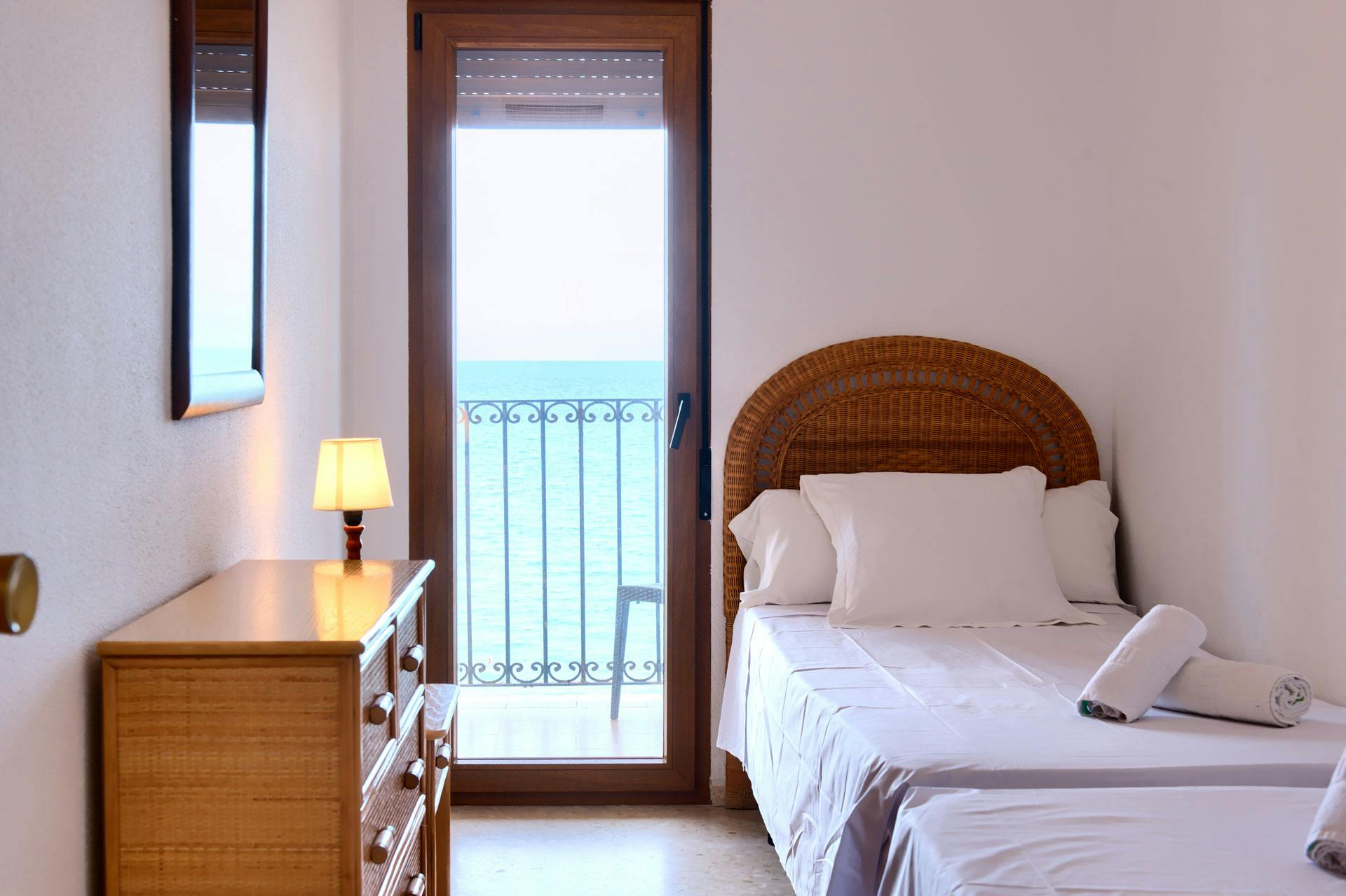 Квартира сдается в аренду за 1 500 € в месяц в Port Saplatja, Plaza de la Señoría