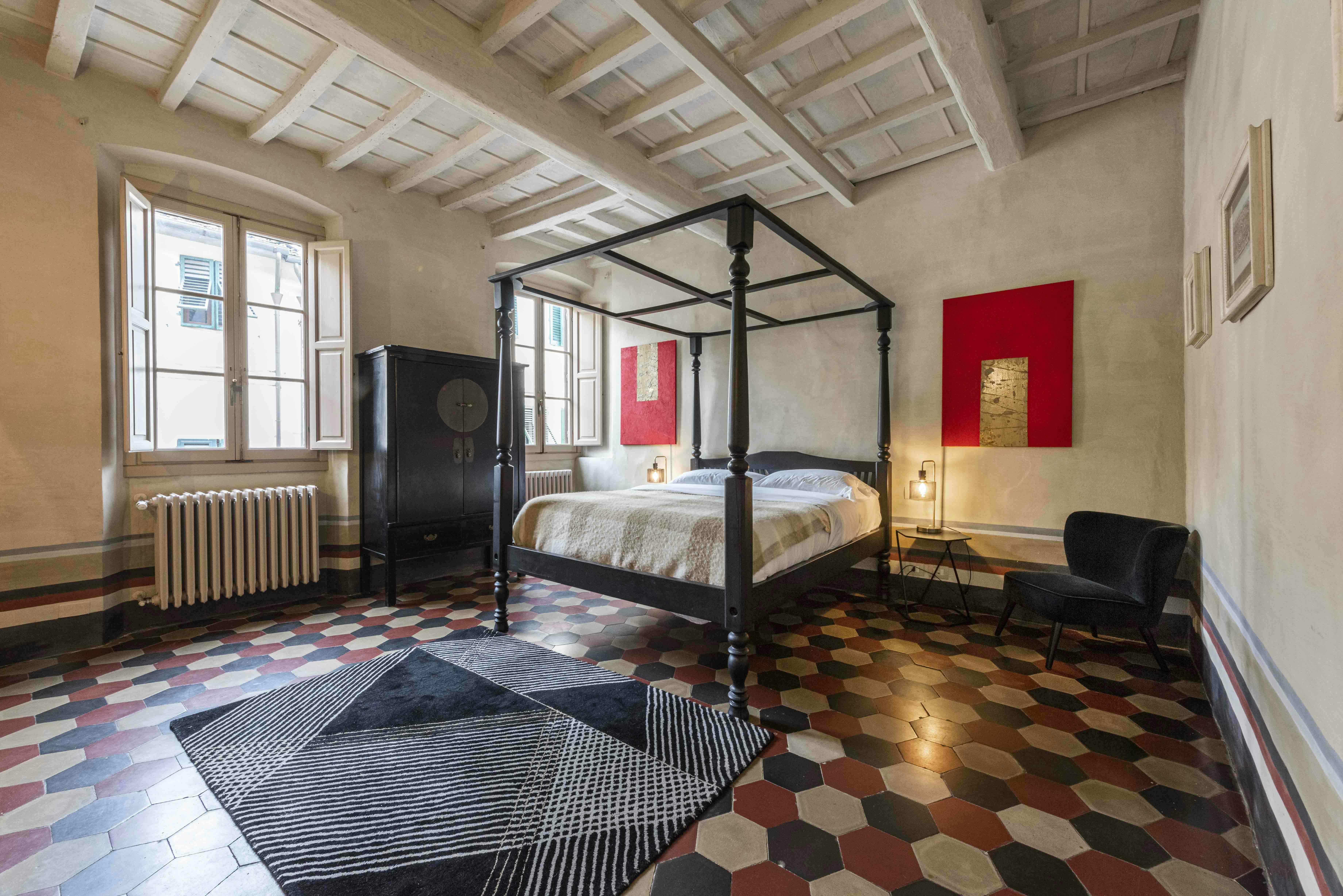 Via del Leone, Florence preview