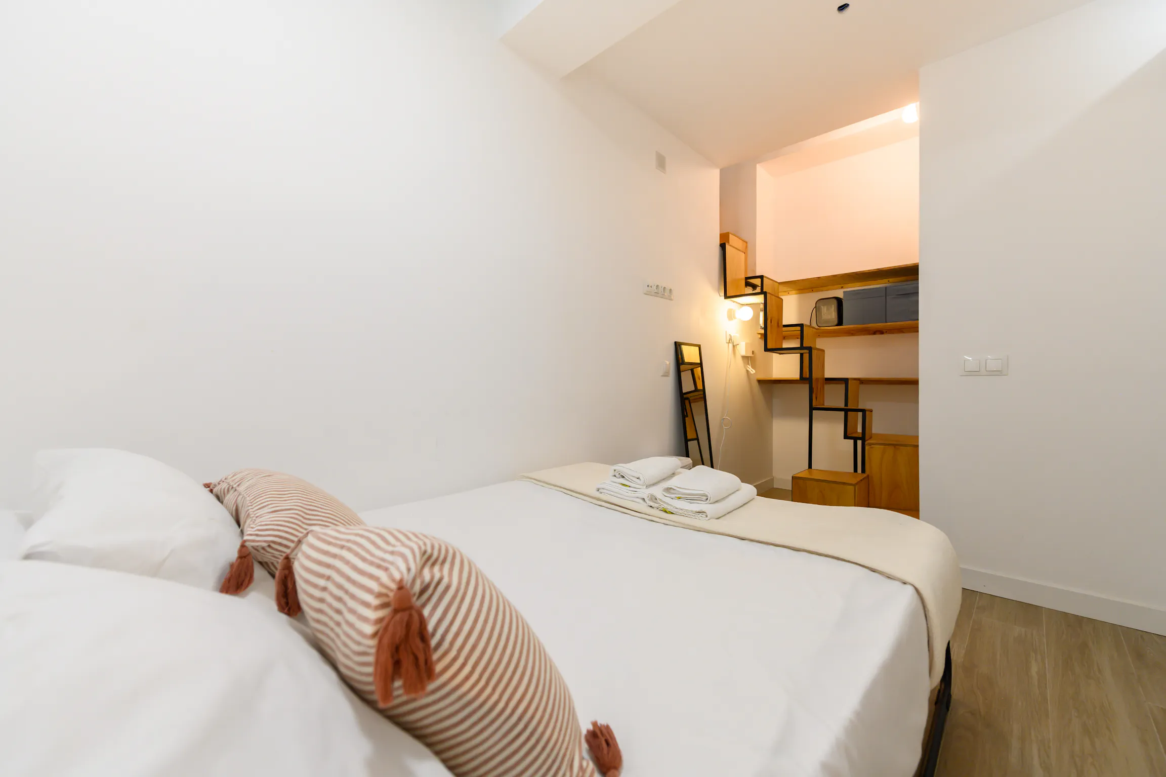 1-Bedroom Apartment in Calle de Fernando Garrido, Madrid (1684004) ROOM 4