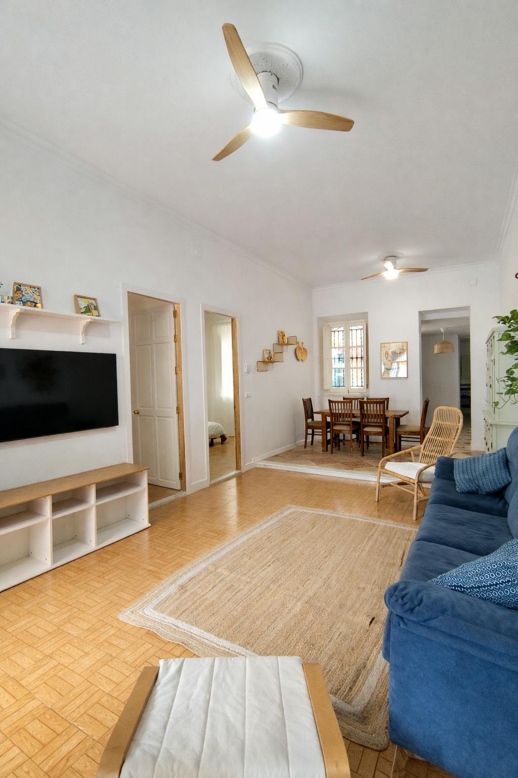 Private room for rent for €600 per month in Málaga, Calle Malasaña