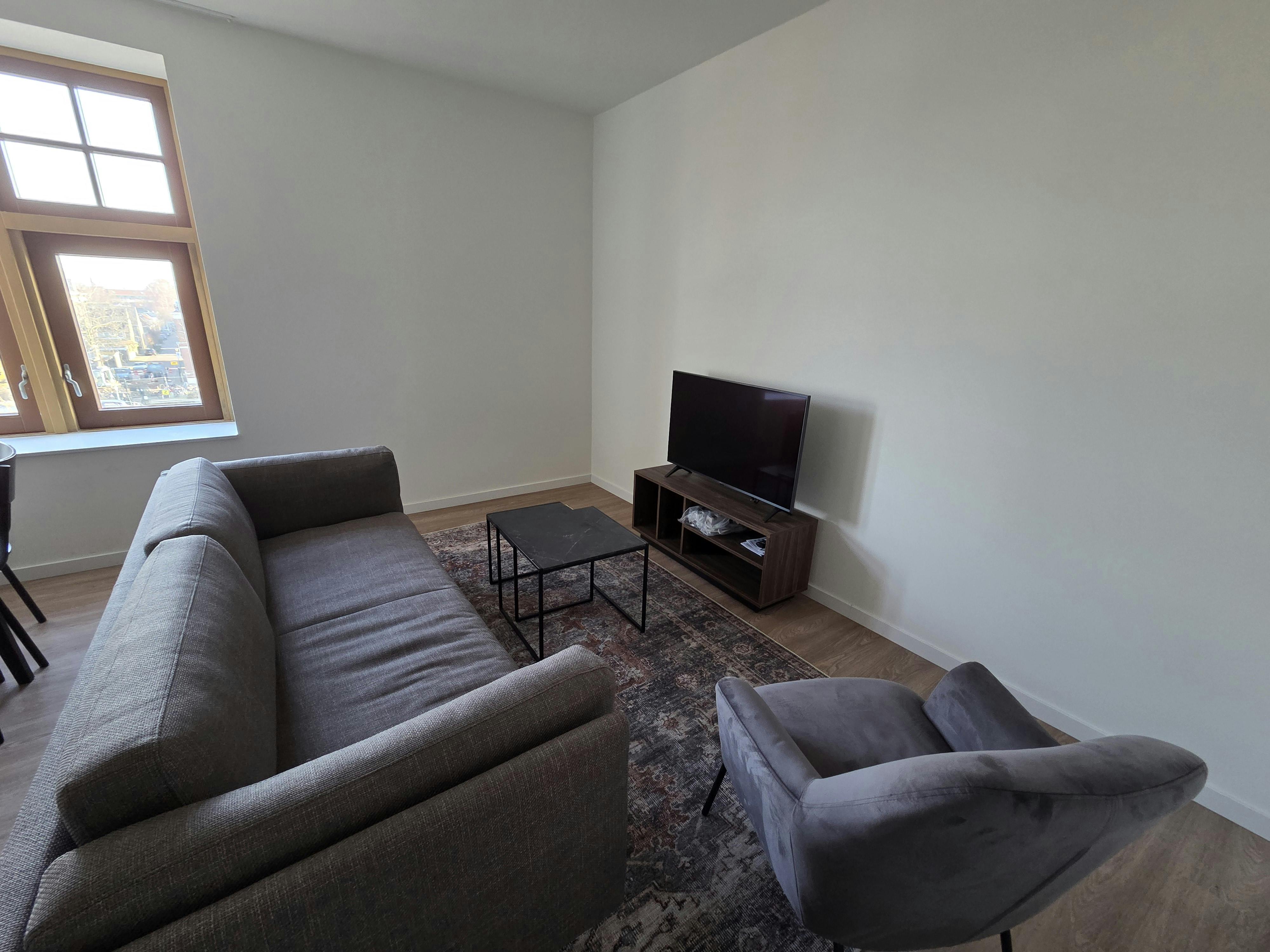 Apartment for rent for €1,600 per month in Vlaardingen, Westhavenkade