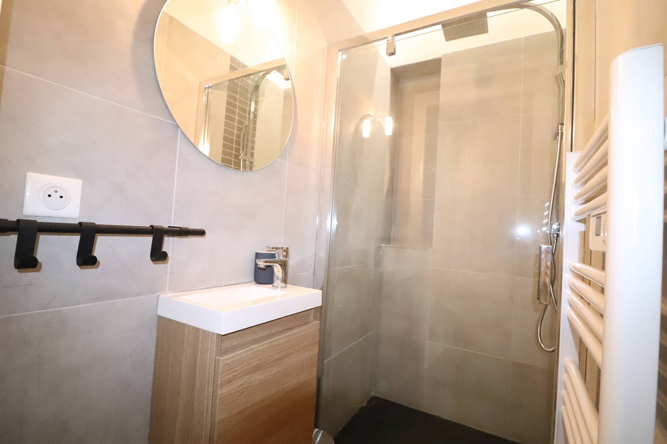 Private room for rent for €720 per month in Nice, Avenue Desambrois