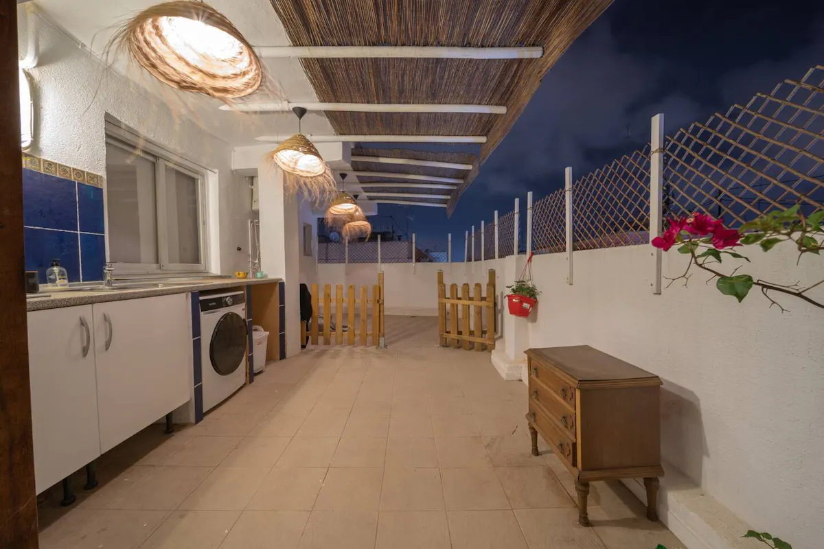2-Bedroom Apartment in Carrer del Duc de Mandas, Valencia (1684296) ROOM