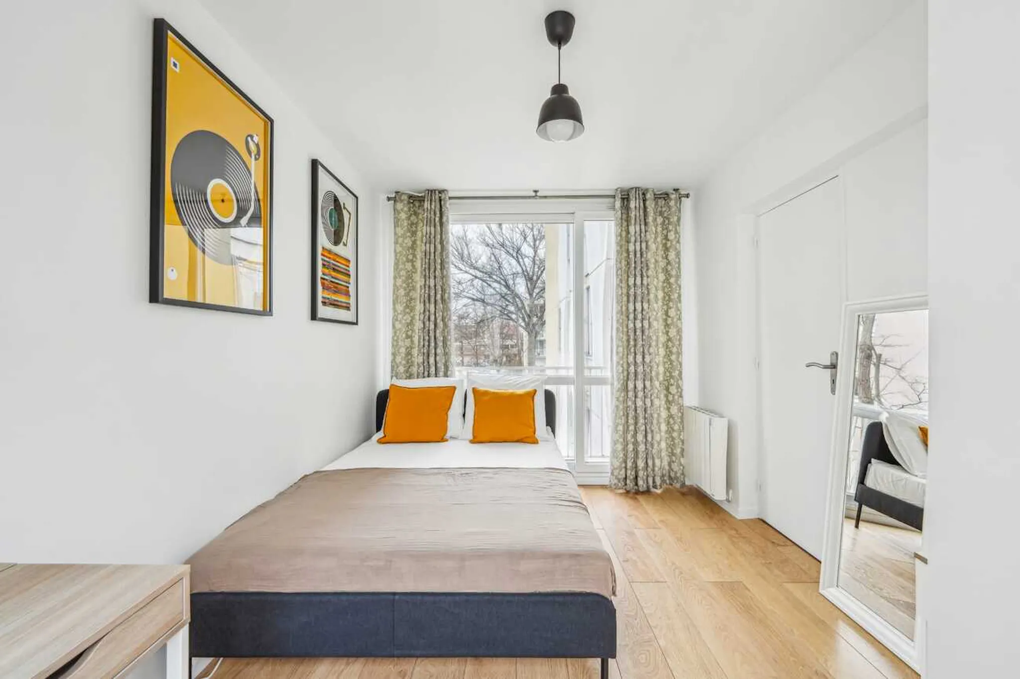 Rue des Châteaux Bruloirs, Cergy preview
