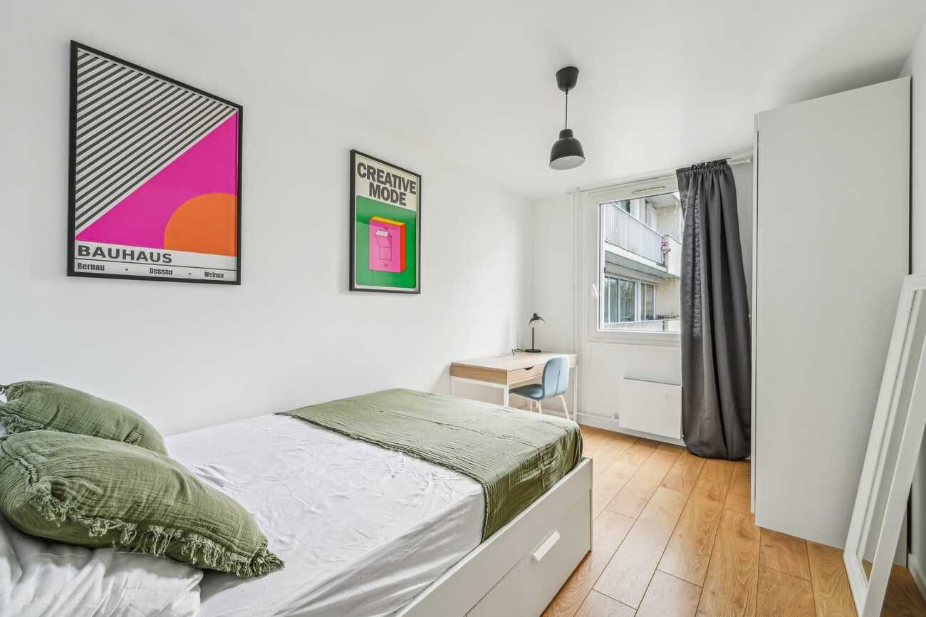 Rue des Châteaux Bruloirs, Cergy preview