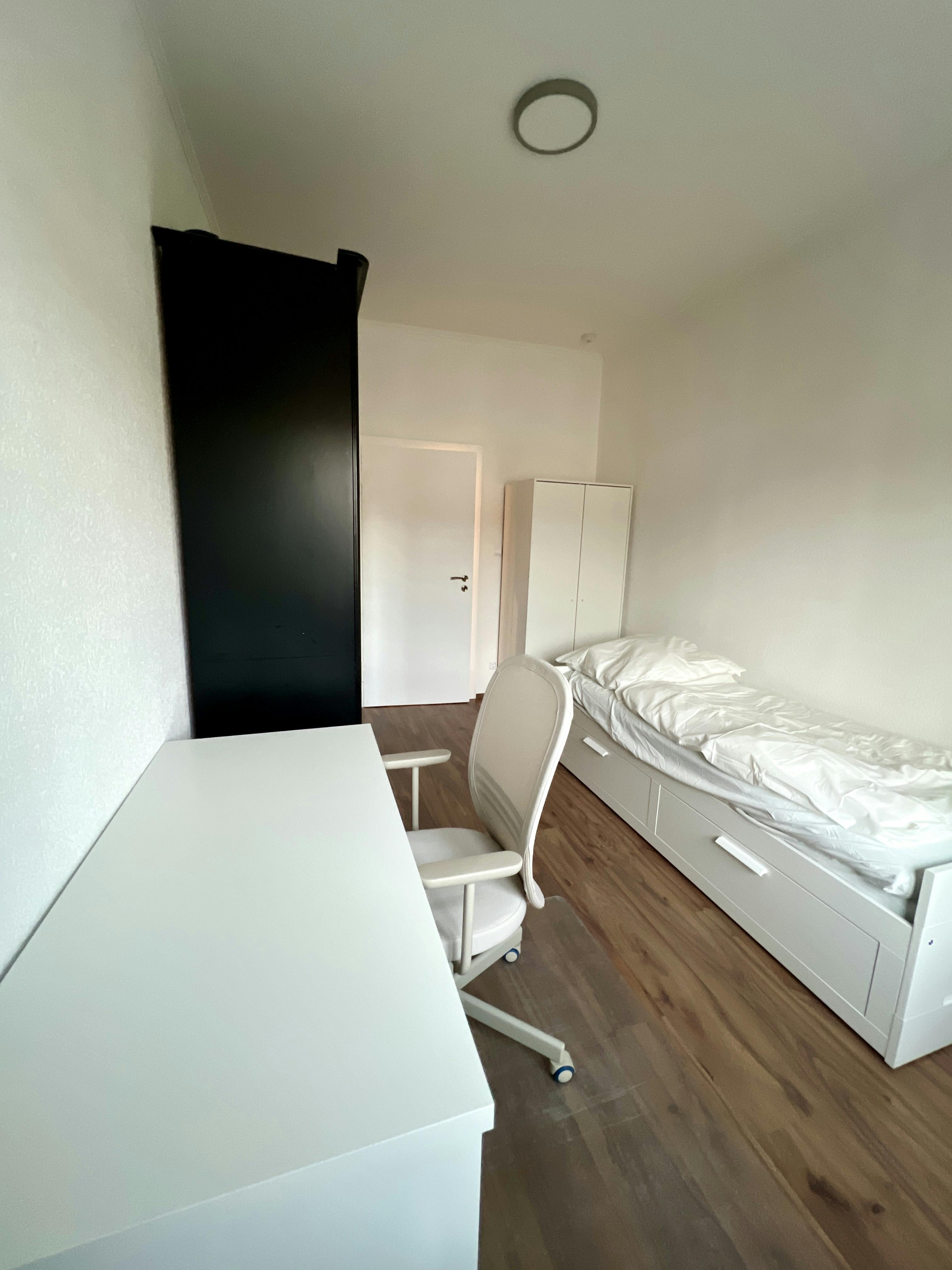 Quarto privado para alugar por € 690 por mês em Kaarst, Robert-Koch-Straße