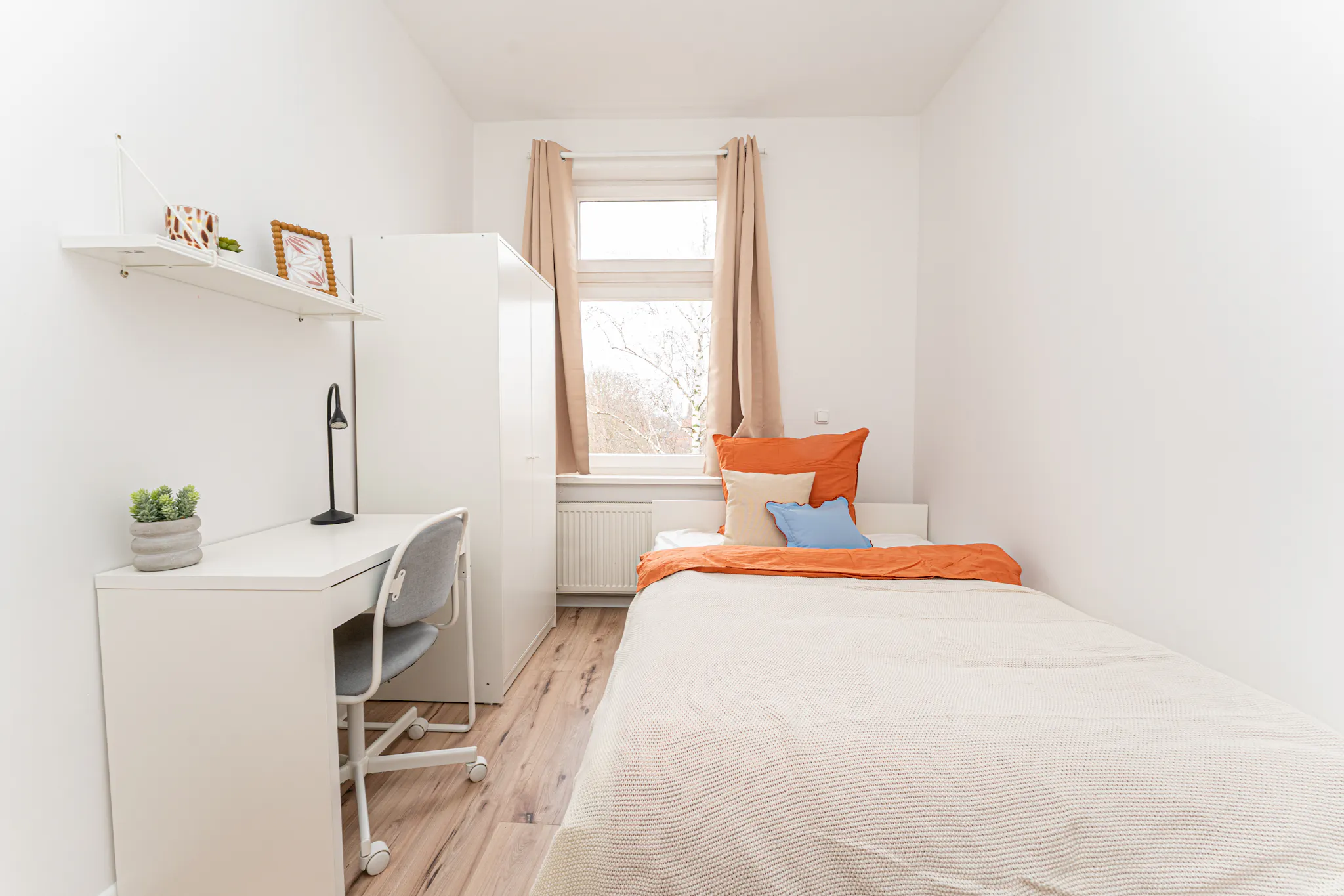 Antonienstraße, Berlin preview