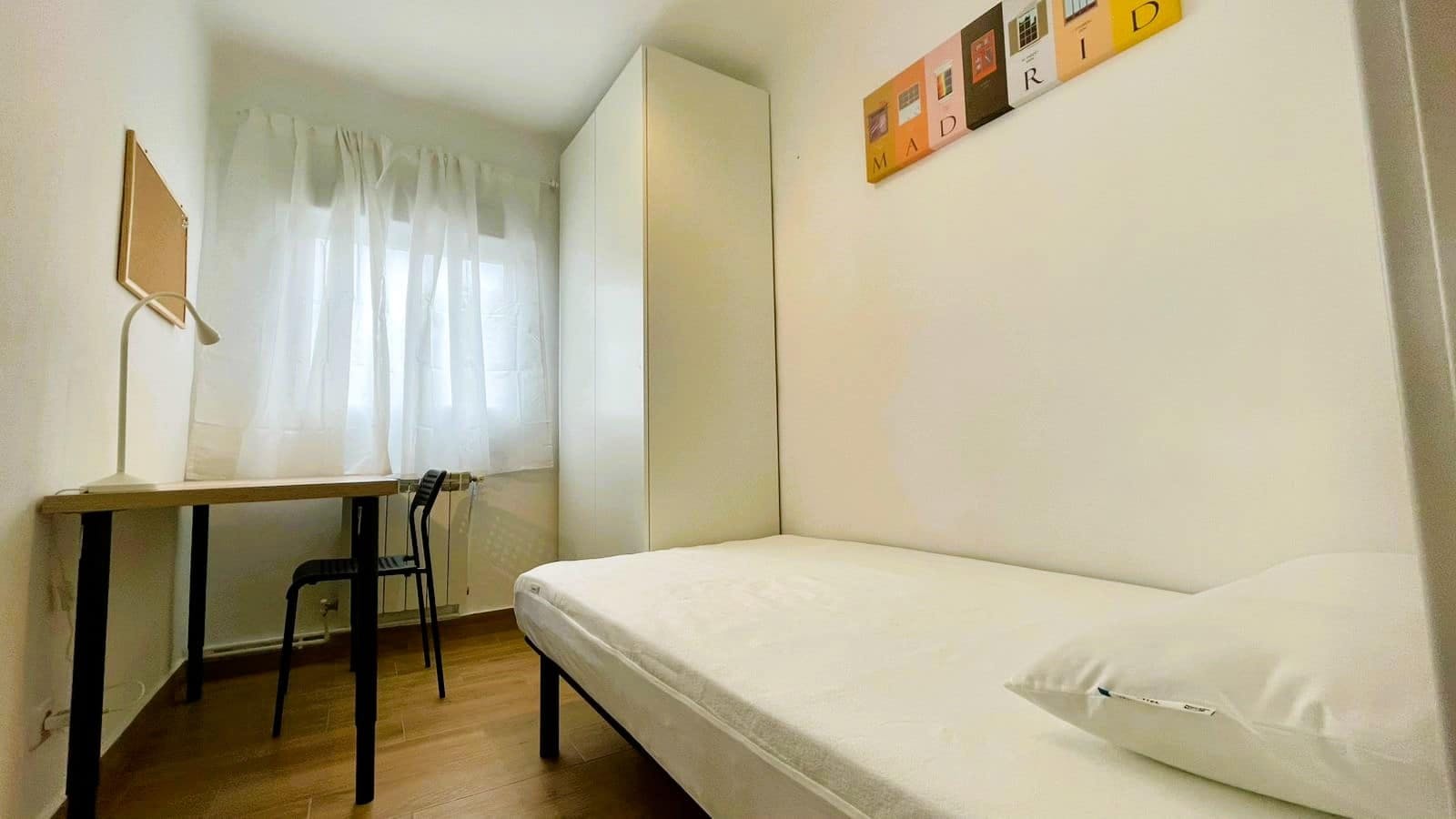 Calle de Mercurio, Madrid preview