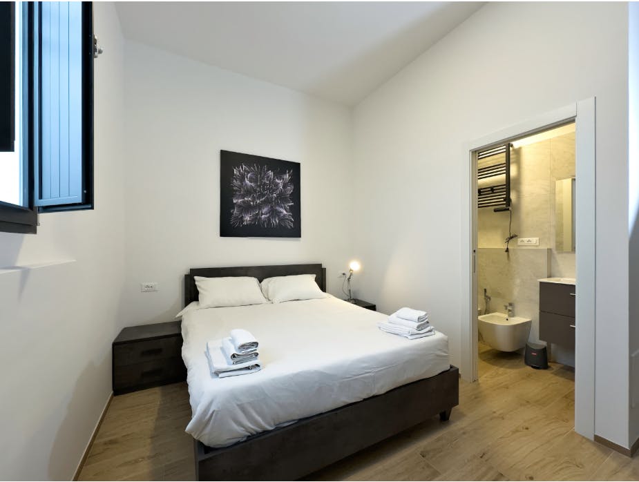 Apartamento para alugar por € 1.800 por mês em Bologna, Via de' Carracci