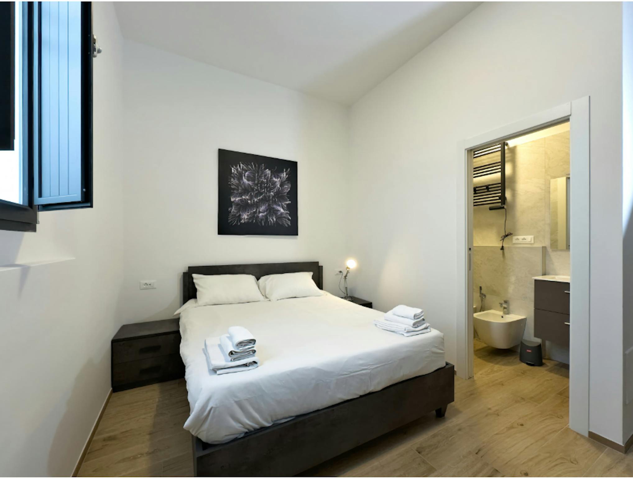 Via de' Carracci, Bologna preview