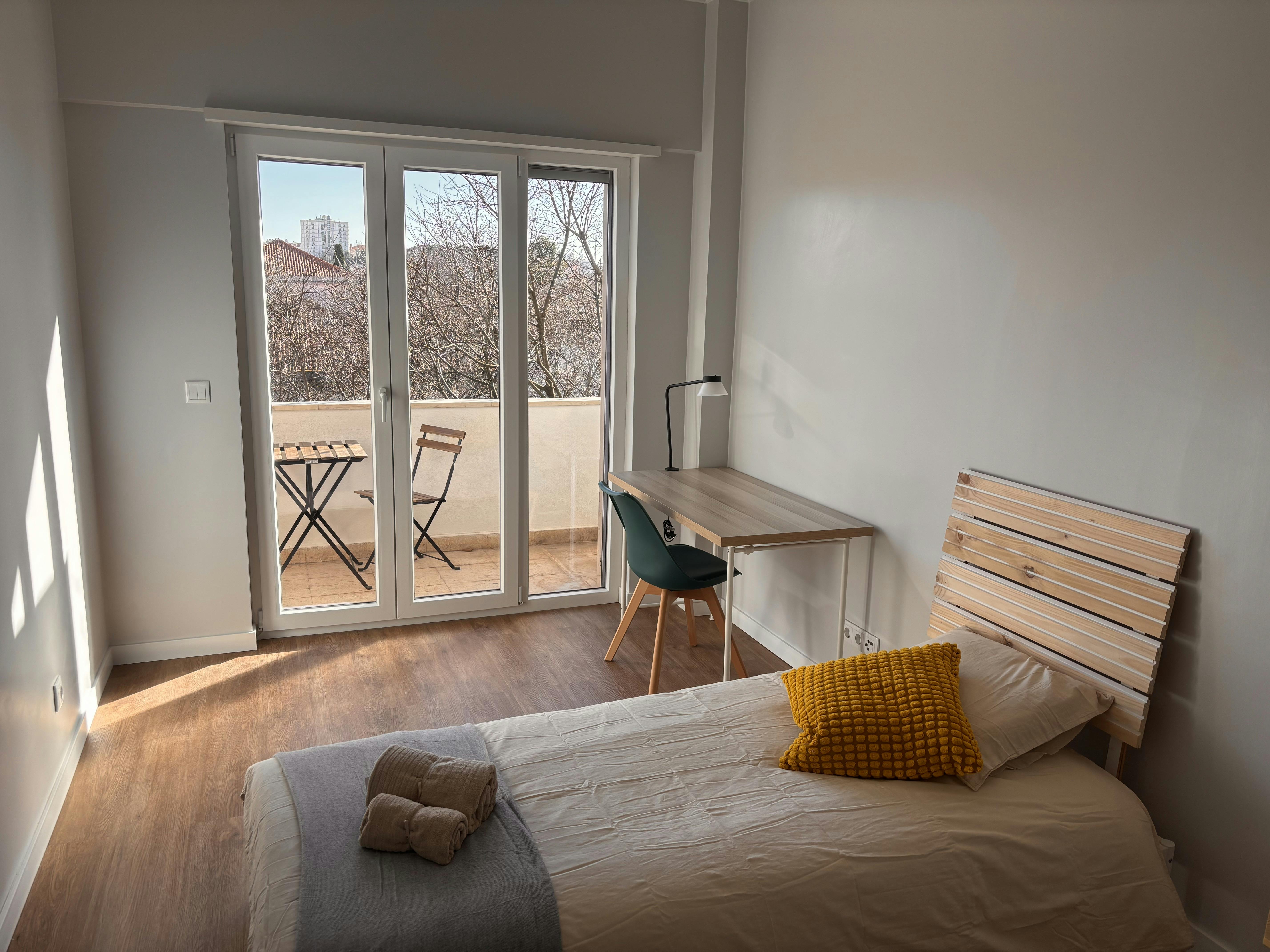 Stanza privata in affitto a 550 € al mese a Lisbon, Rua de Dona Estefânia