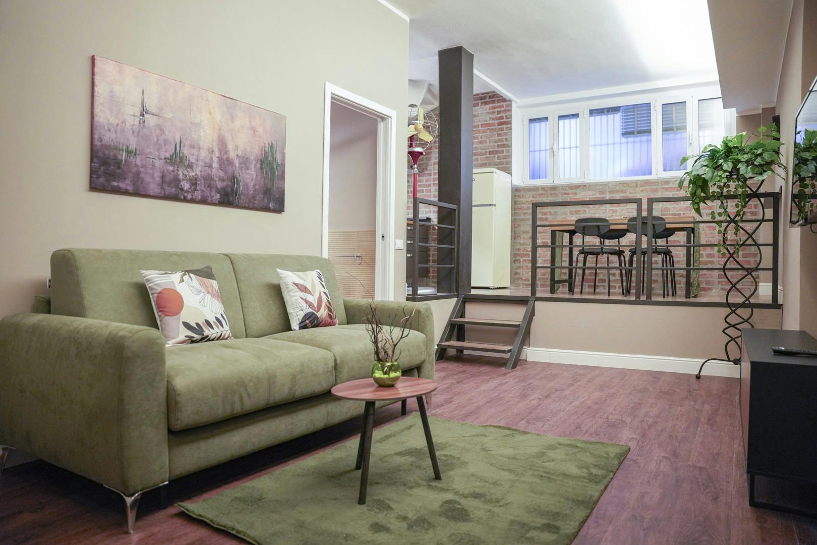 Casa para alugar por € 2.500 por mês em Milan, Via Antonello da Messina