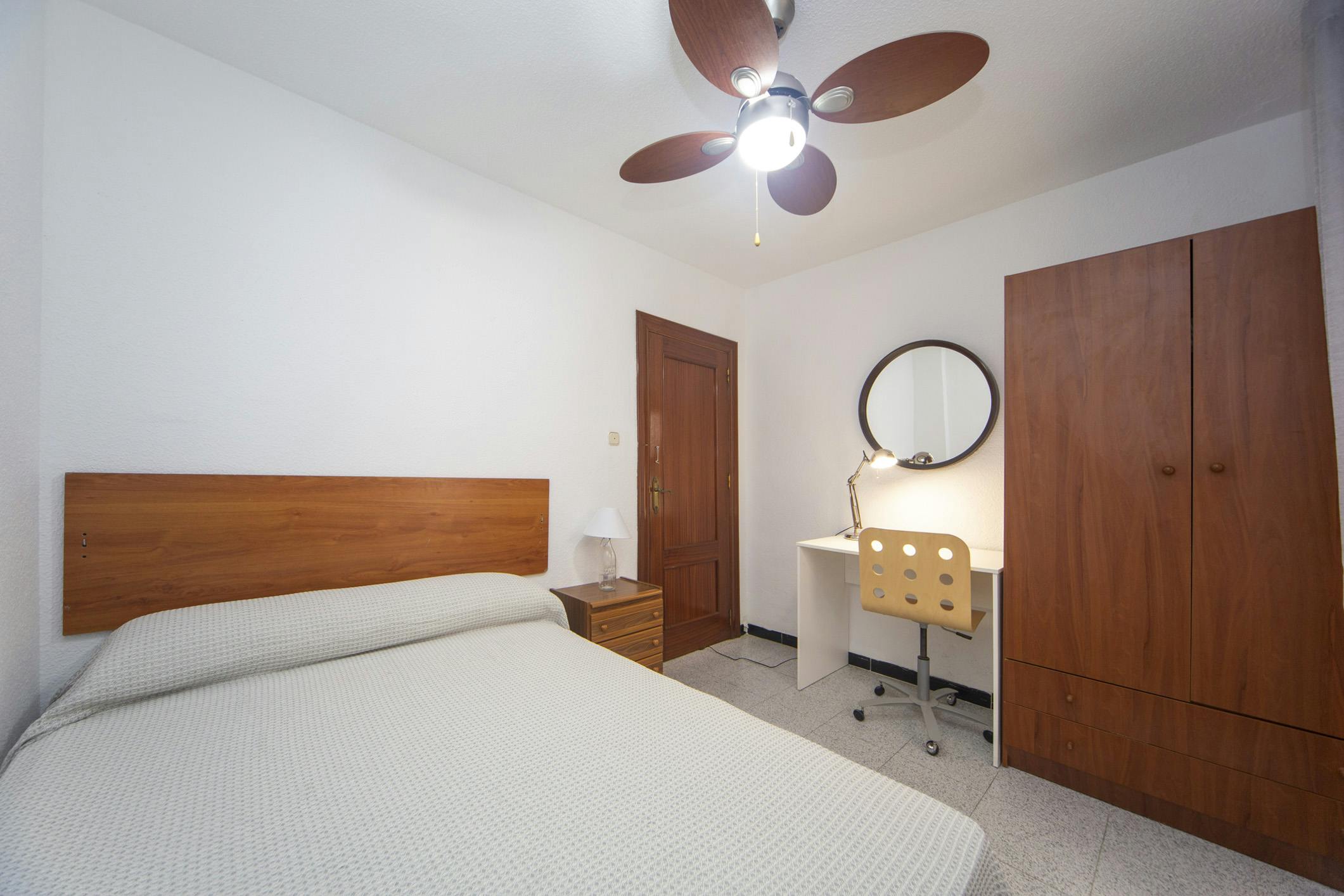 Calle Tórtola, Granada preview