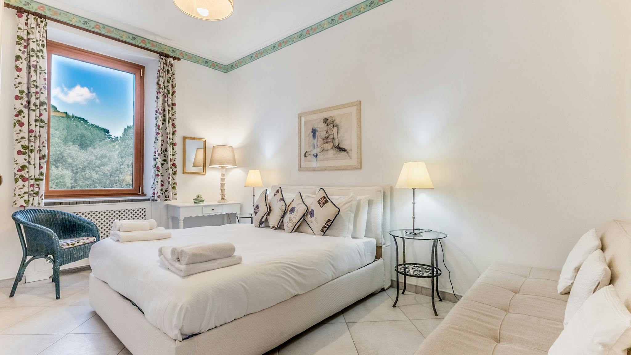 Apartment for rent for €1 per month in Rome, Via Emanuele Filiberto