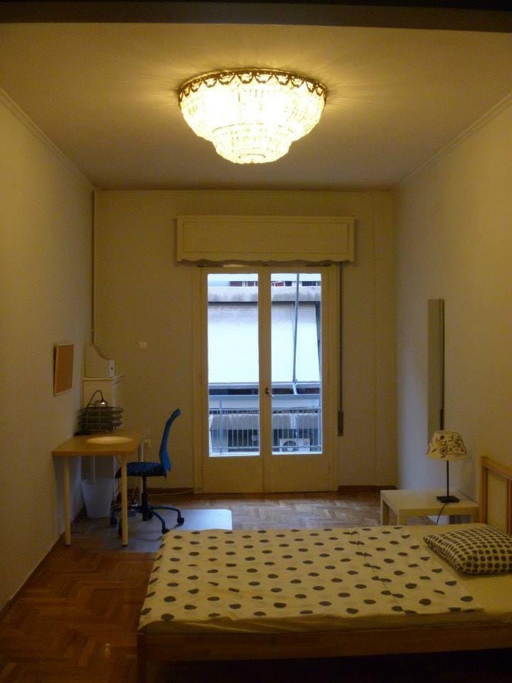 Zinodotou, Zográfos preview