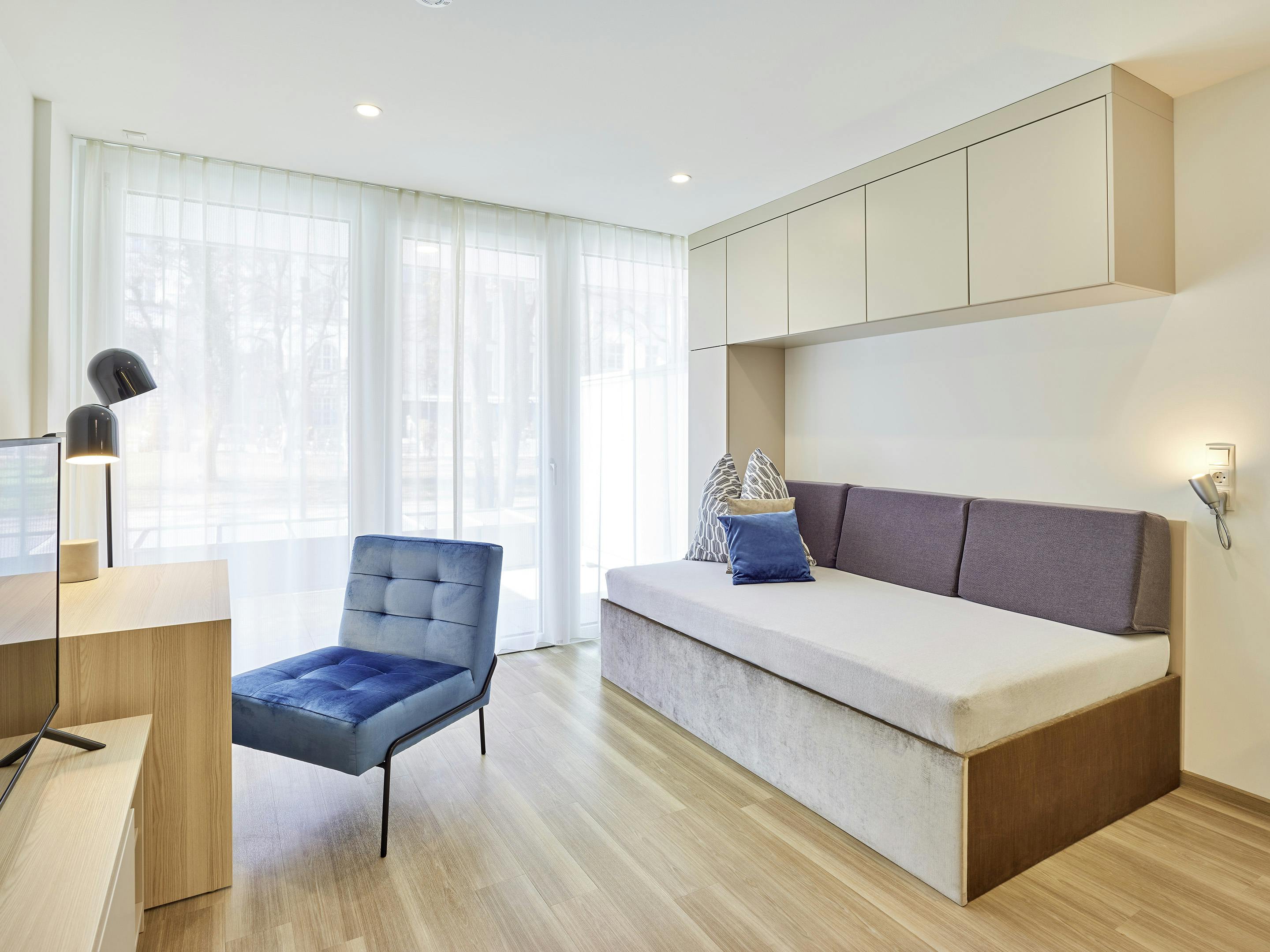 Studio for rent for €1,250 per month in Stuttgart, Tunzhofer Straße