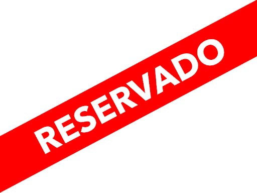 Building for rent for €1,280 per month in Corroios, Rua António Nobre