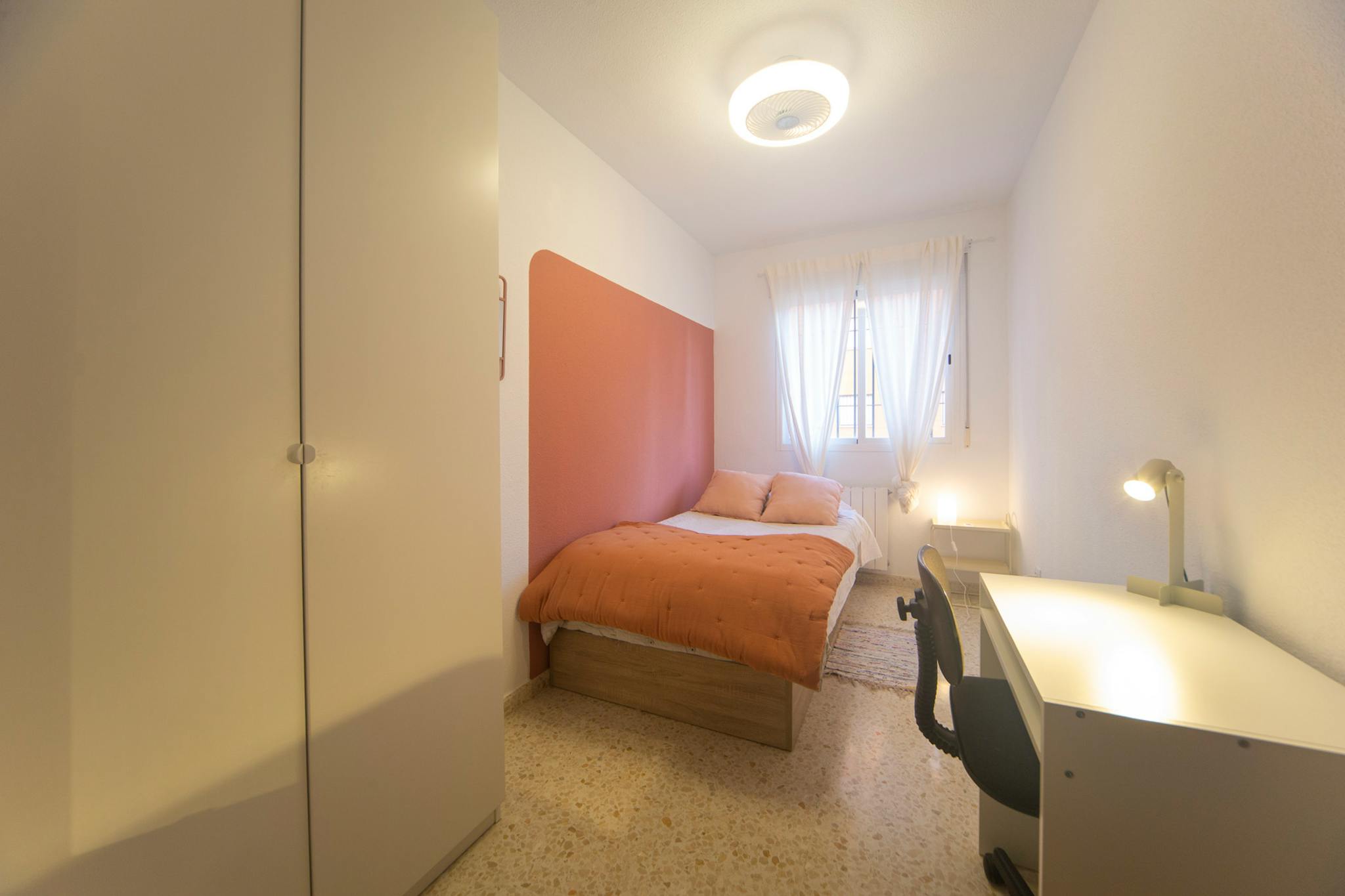 Calle Matilde Cantos, Granada preview