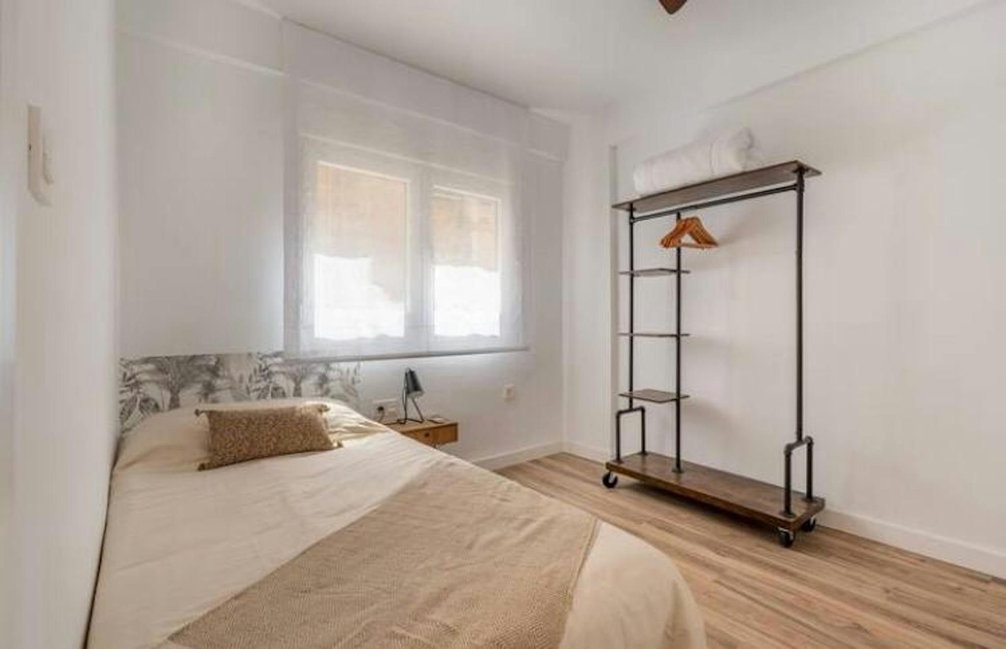 Calle Fontiveros, Granada preview