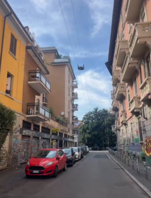 Apartment for rent for €1,500 per month in Milan, Via Adelchi