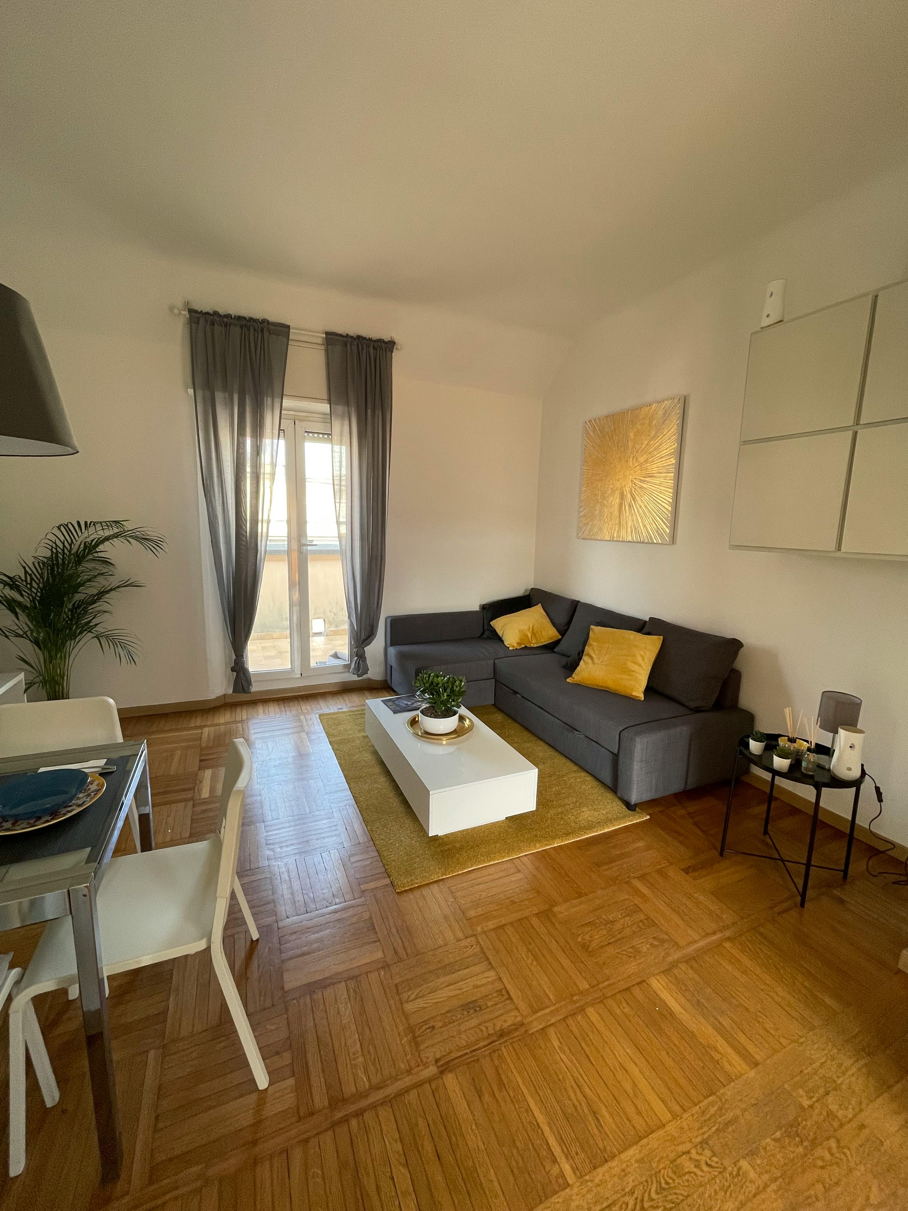 Via Mauro Macchi, Milan preview