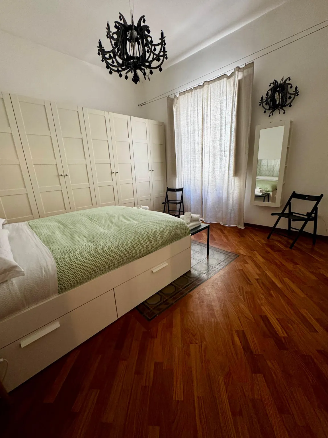 1-Bedroom House in Via Roma, Siracusa 4