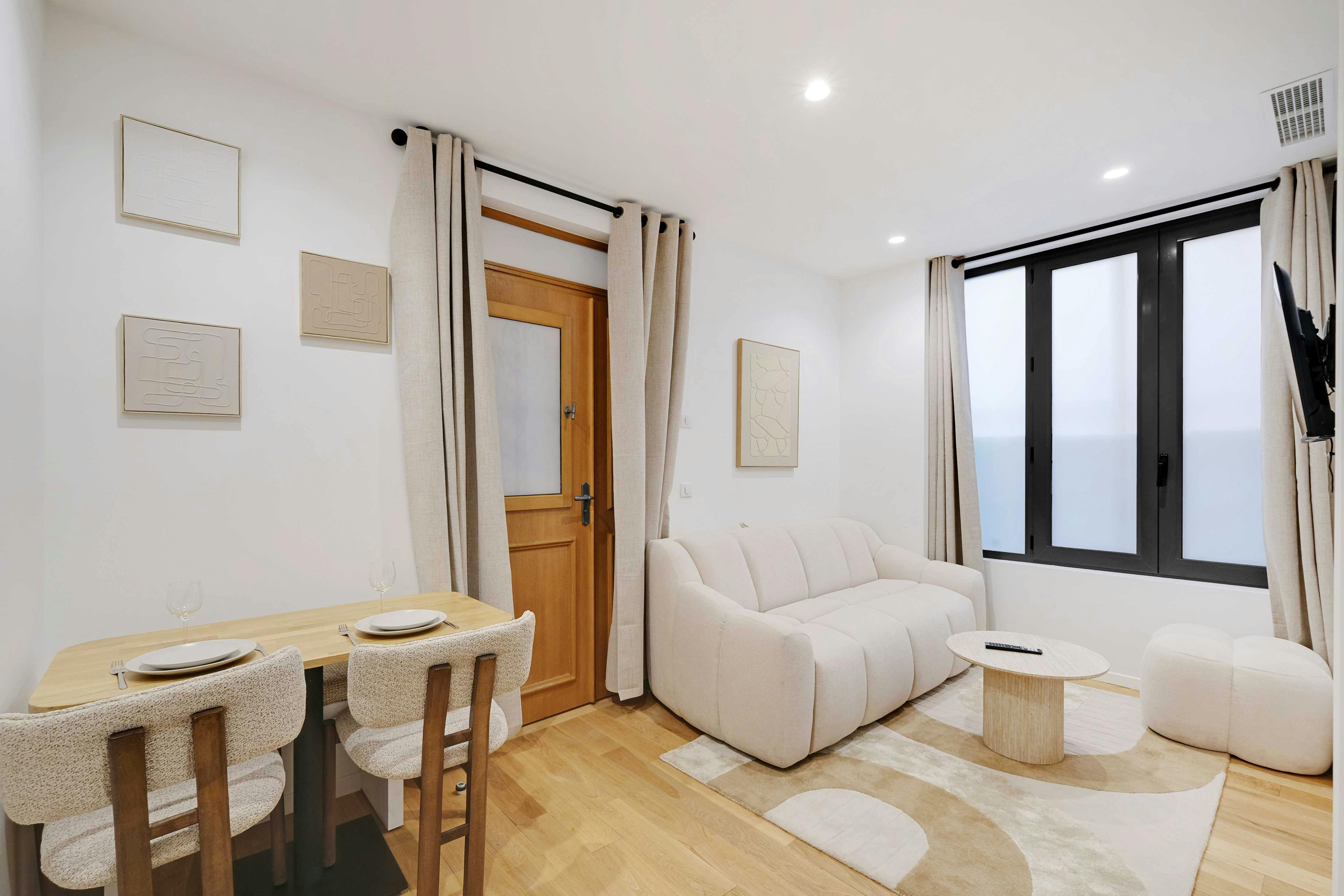 Rue Saint Denis, Paris preview