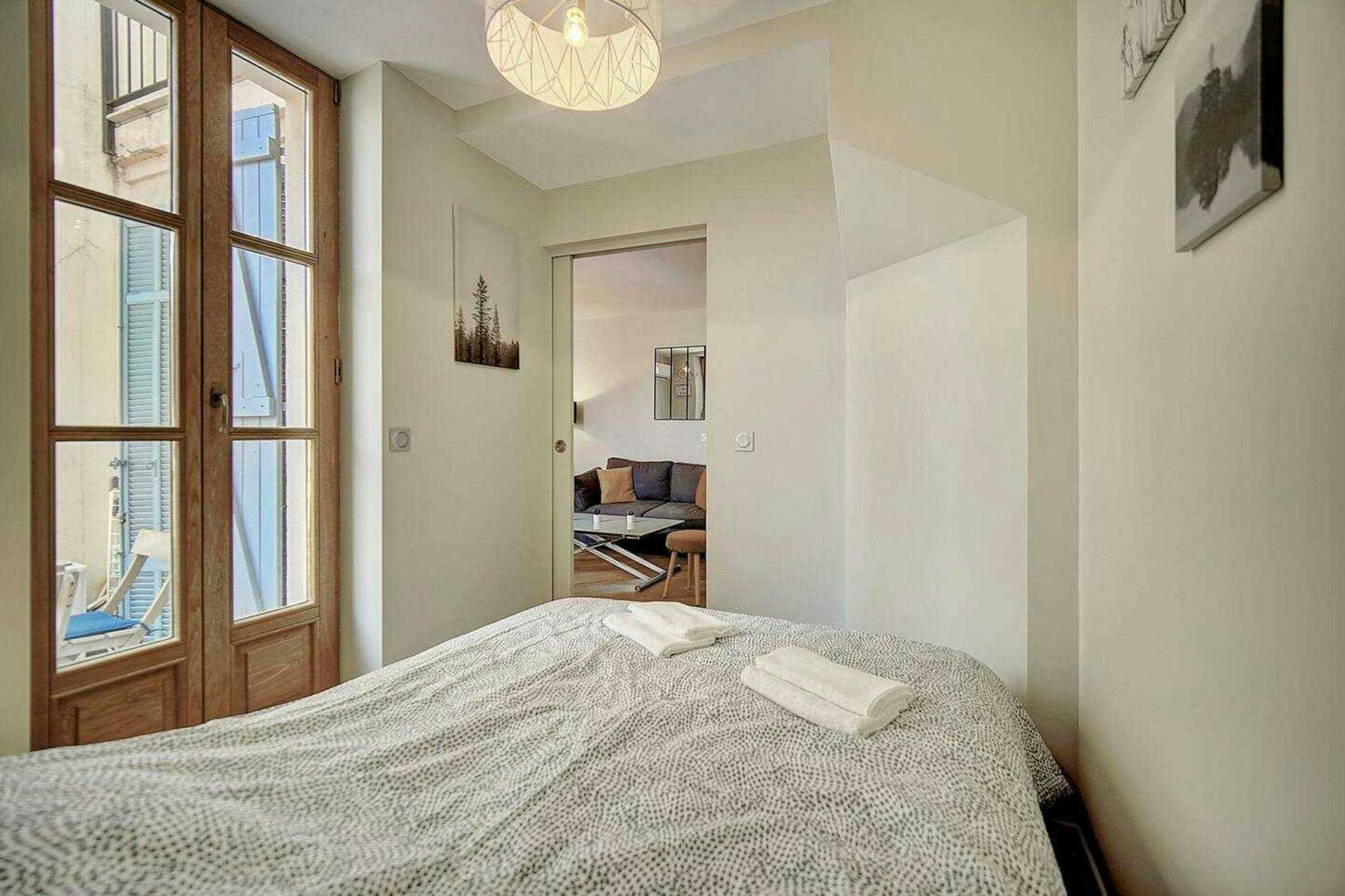 Квартира за оренду для 1 140 EUR на місяць у Cannes, Rue Jean Joseph Méro
