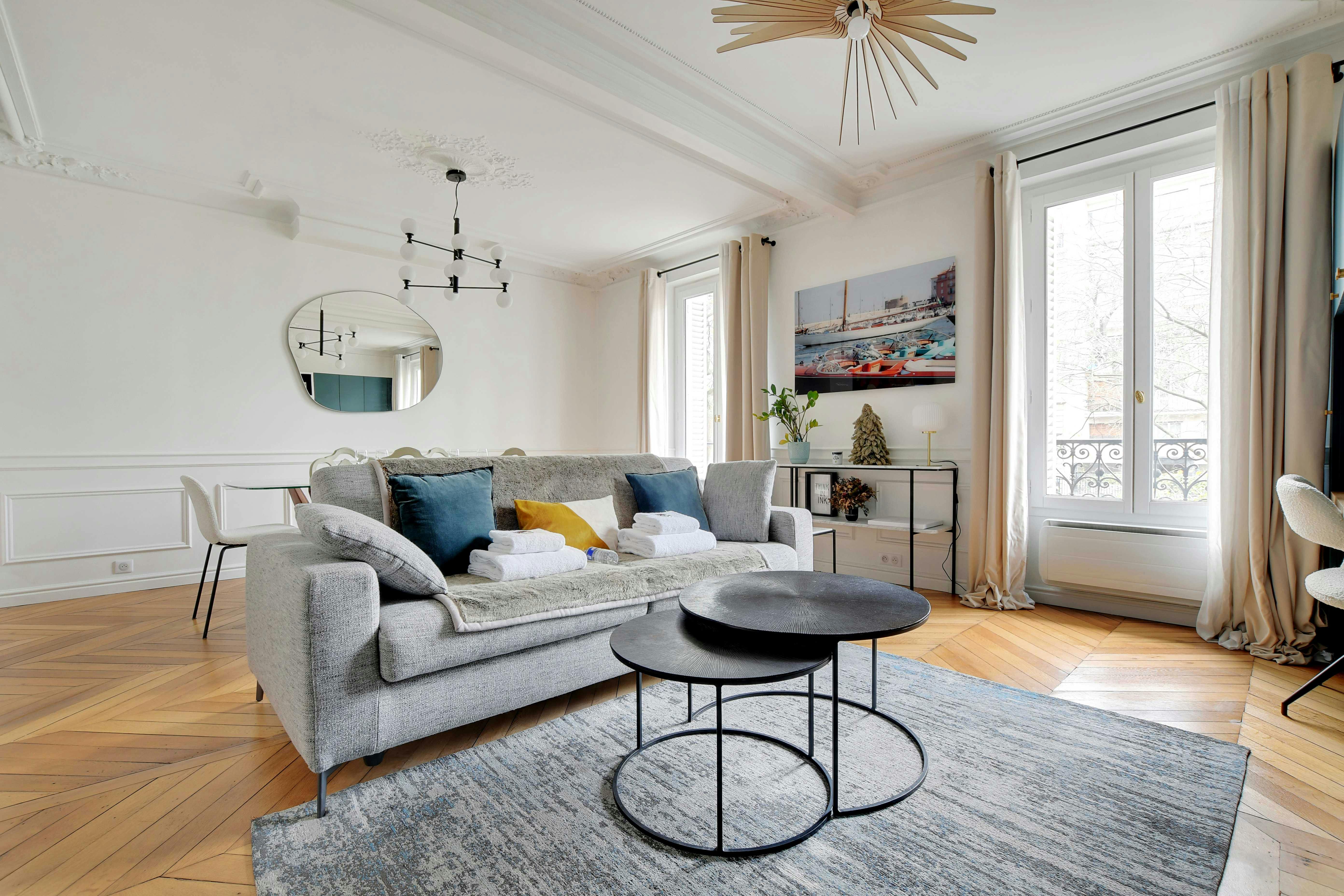 Apartment for rent for €4,446 per month in Paris, Boulevard Pereire