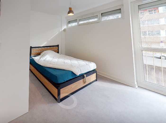 Rue Racine, Villeurbanne preview