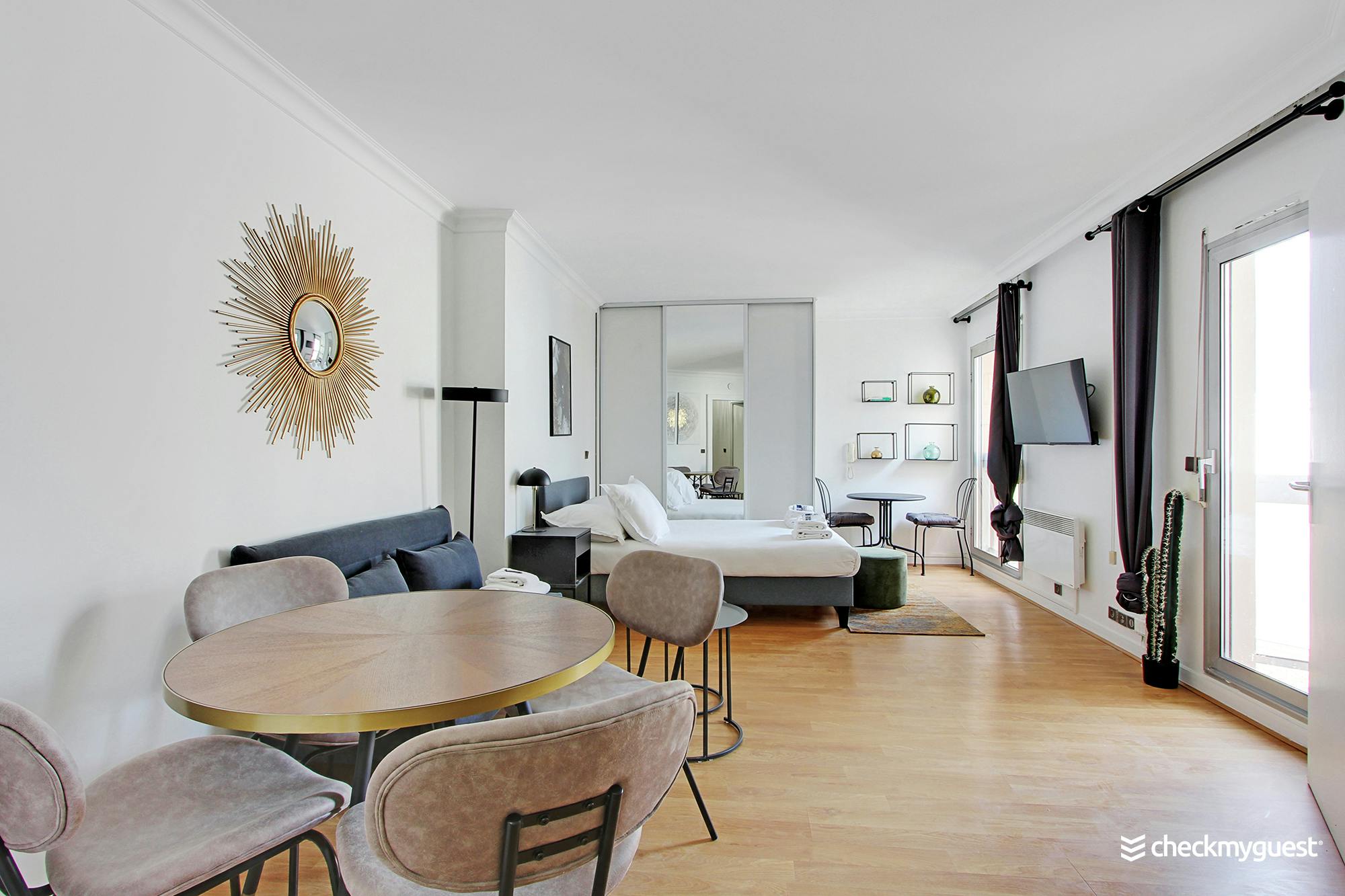 Студія за оренду для 1 414 EUR на місяць у Rueil-Malmaison, Impasse du Donjon