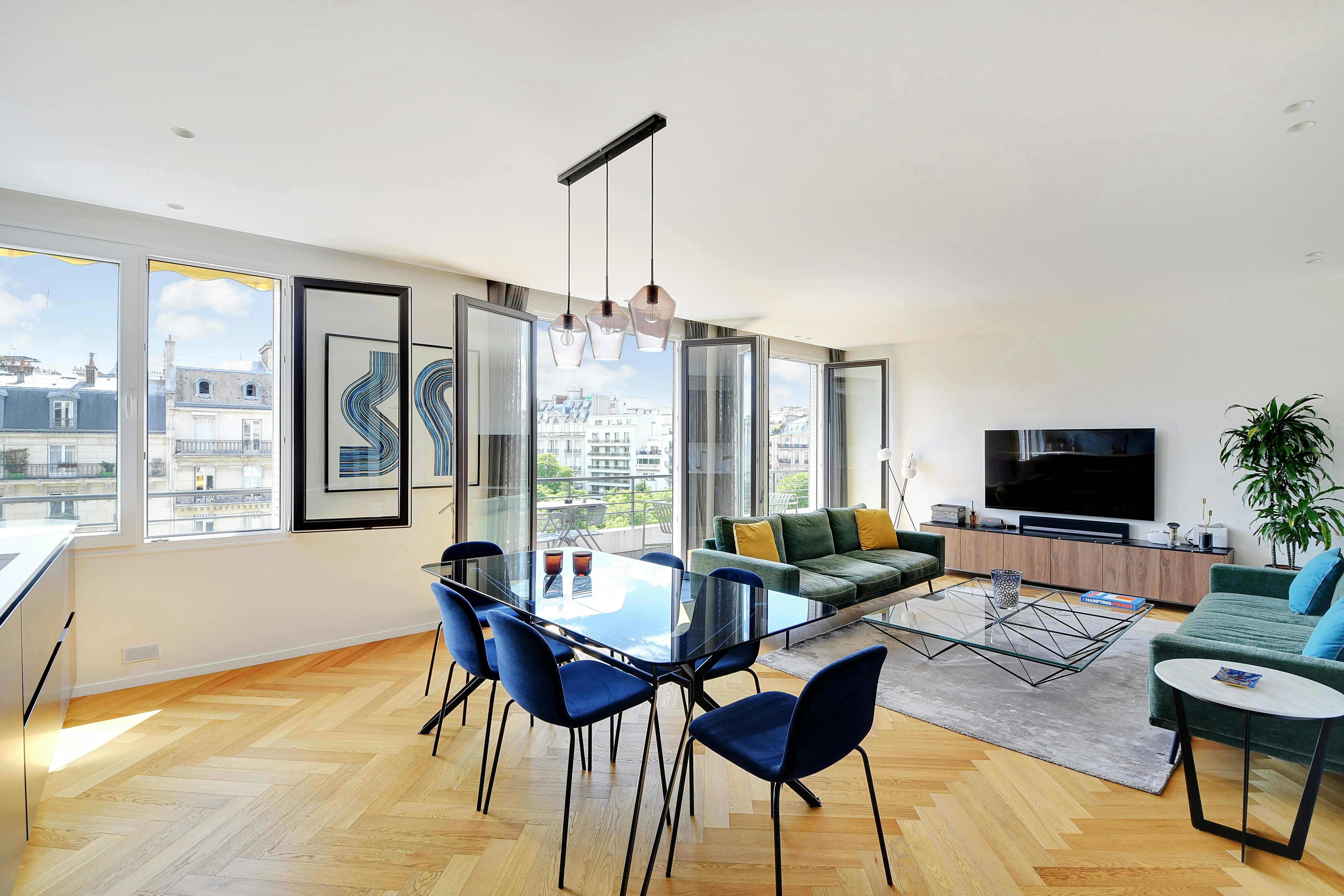 Apartment for rent for €5,643 per month in Paris, Boulevard Flandrin