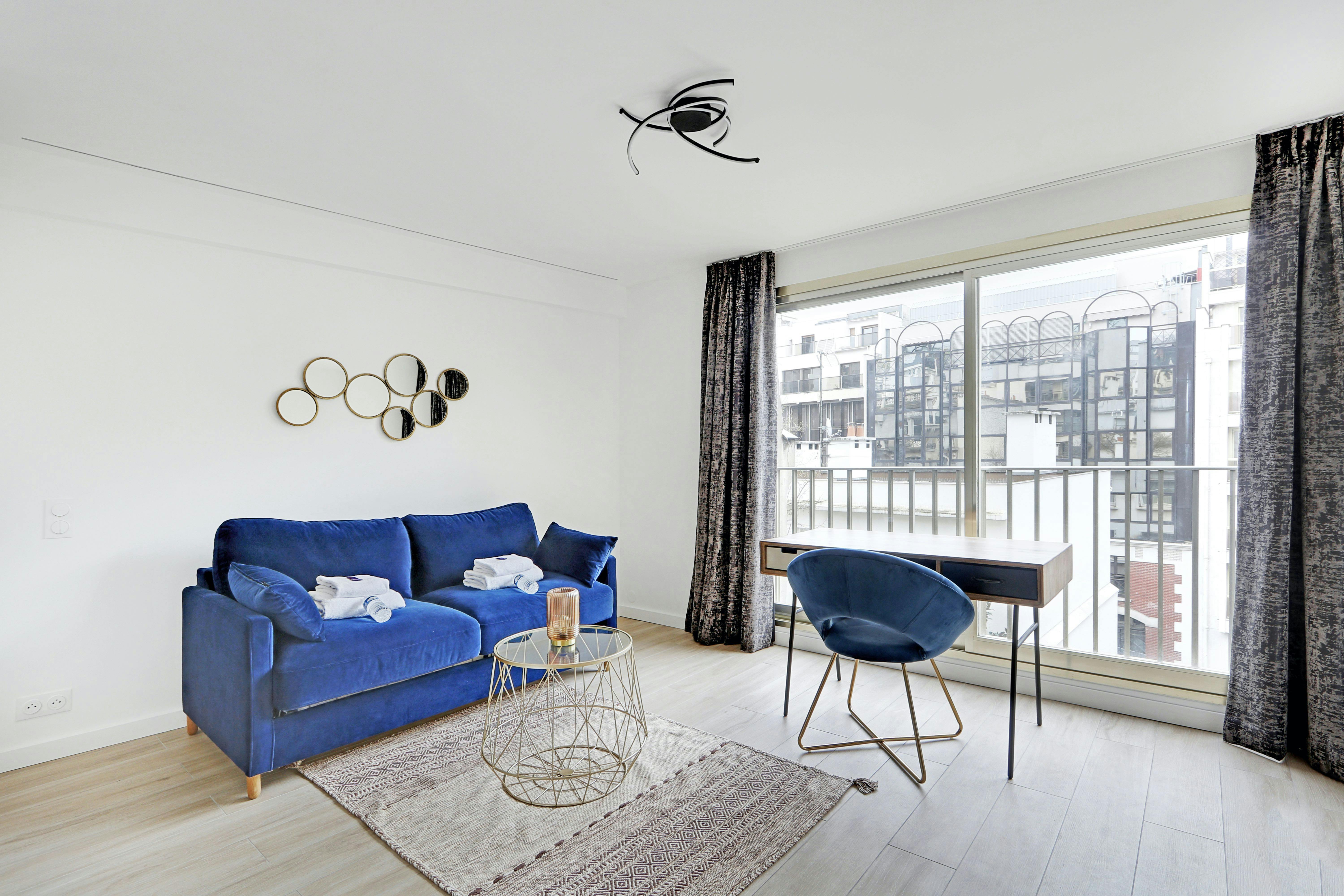 Studio zu mieten für 1.625 € pro Monat in Paris, Boulevard Flandrin