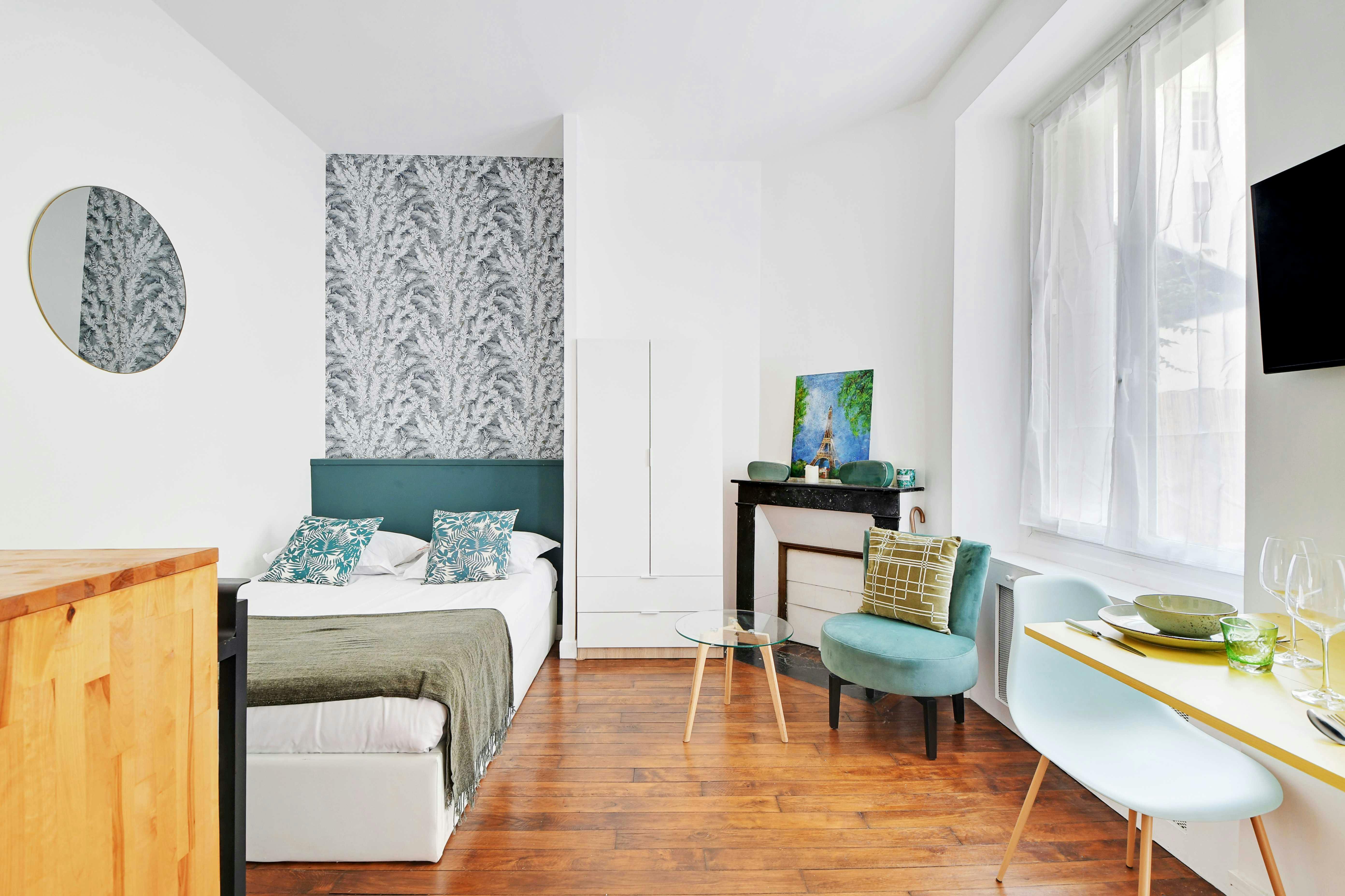 Rue Fresnel, Paris preview