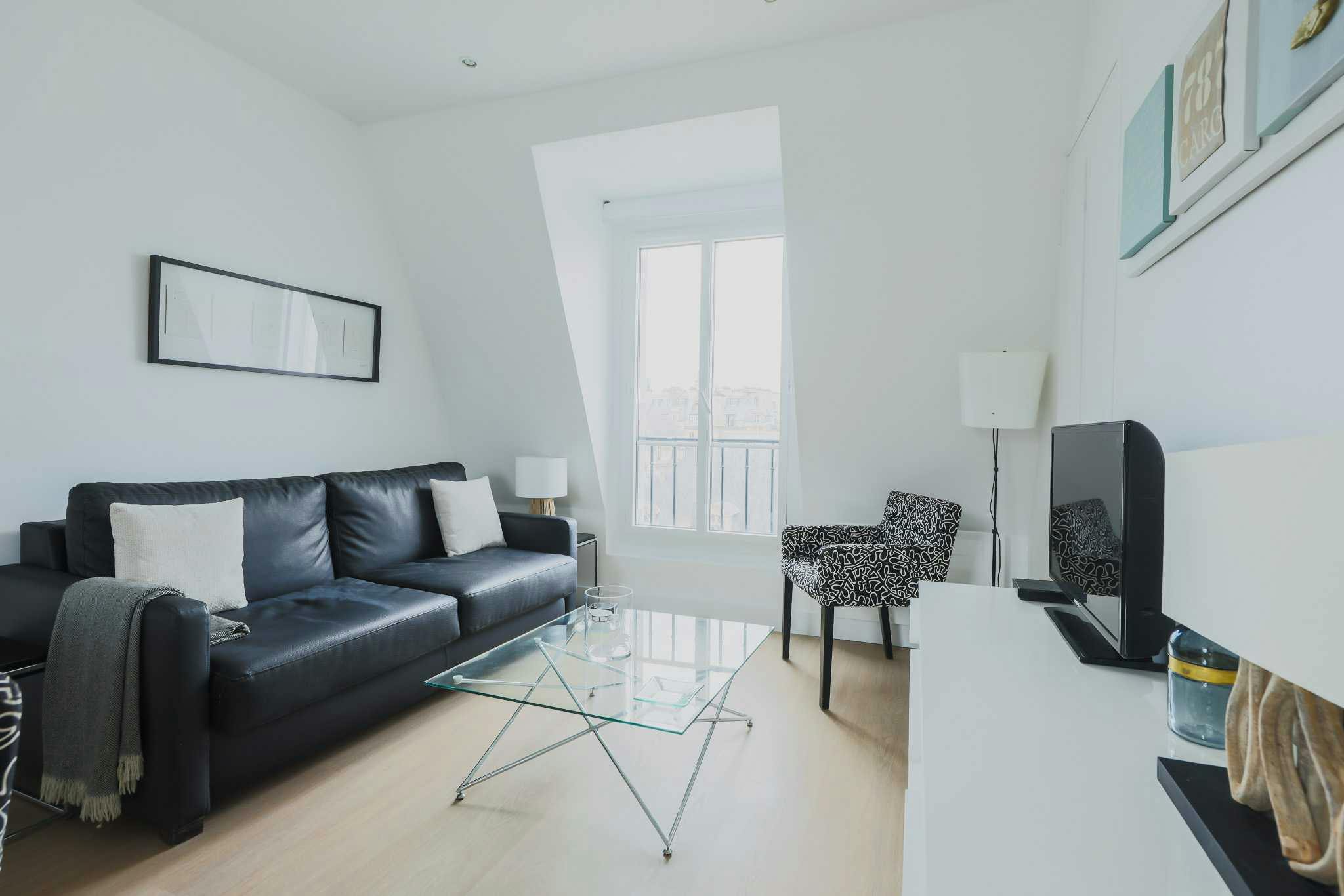 Rue de Sévigné, Paris preview