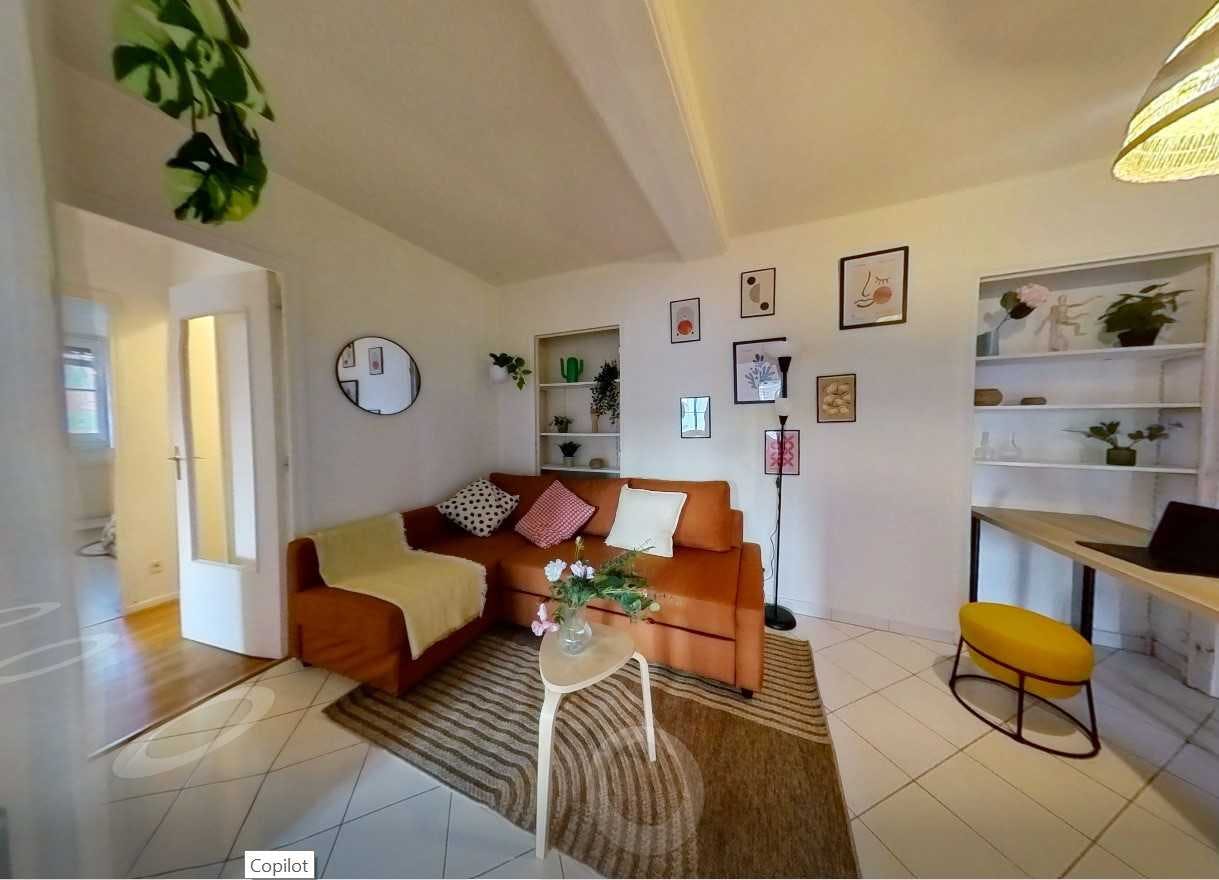 Apartment in Lyon