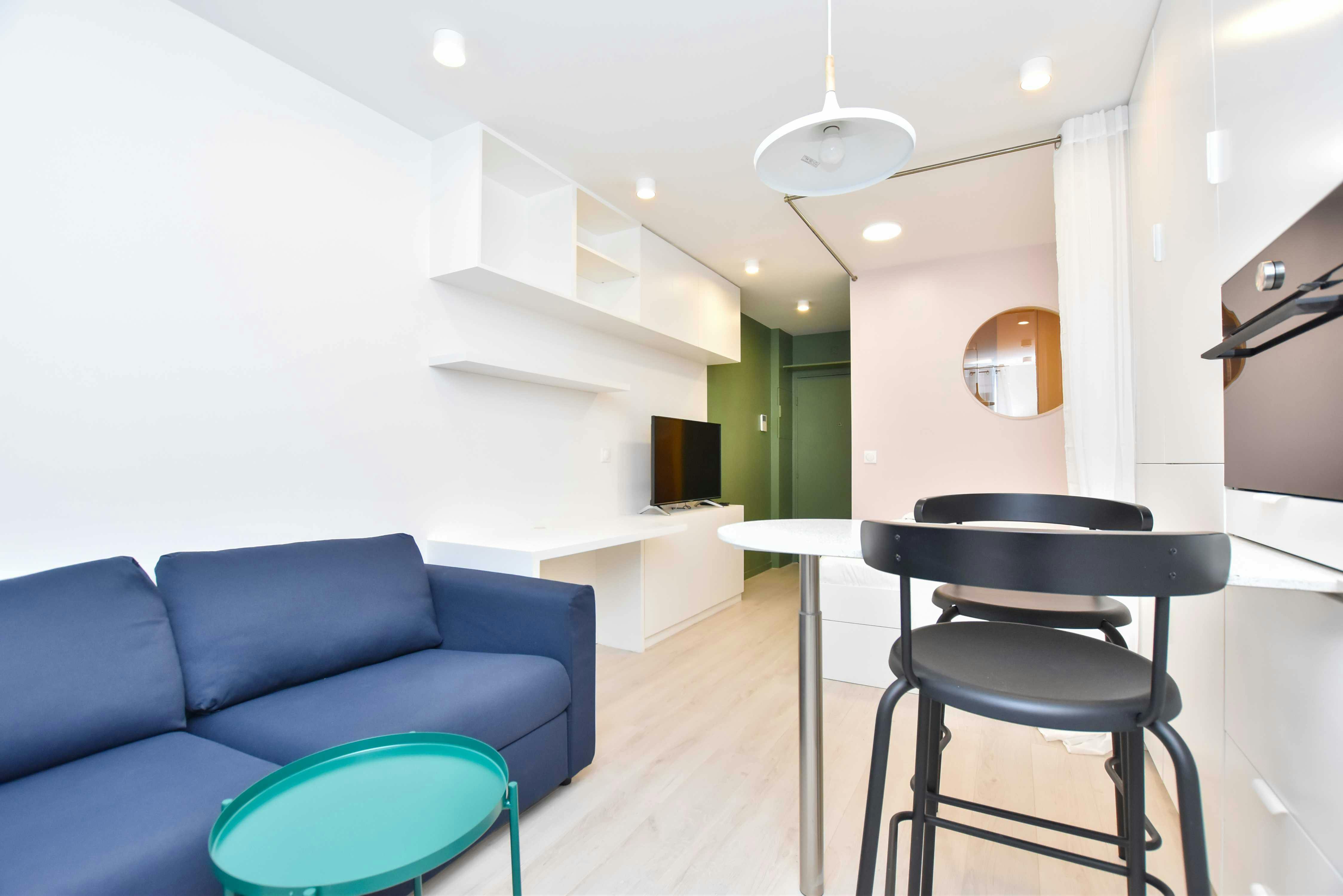 Studio para alugar por € 1.710 por mês em Paris, Rue Stendhal